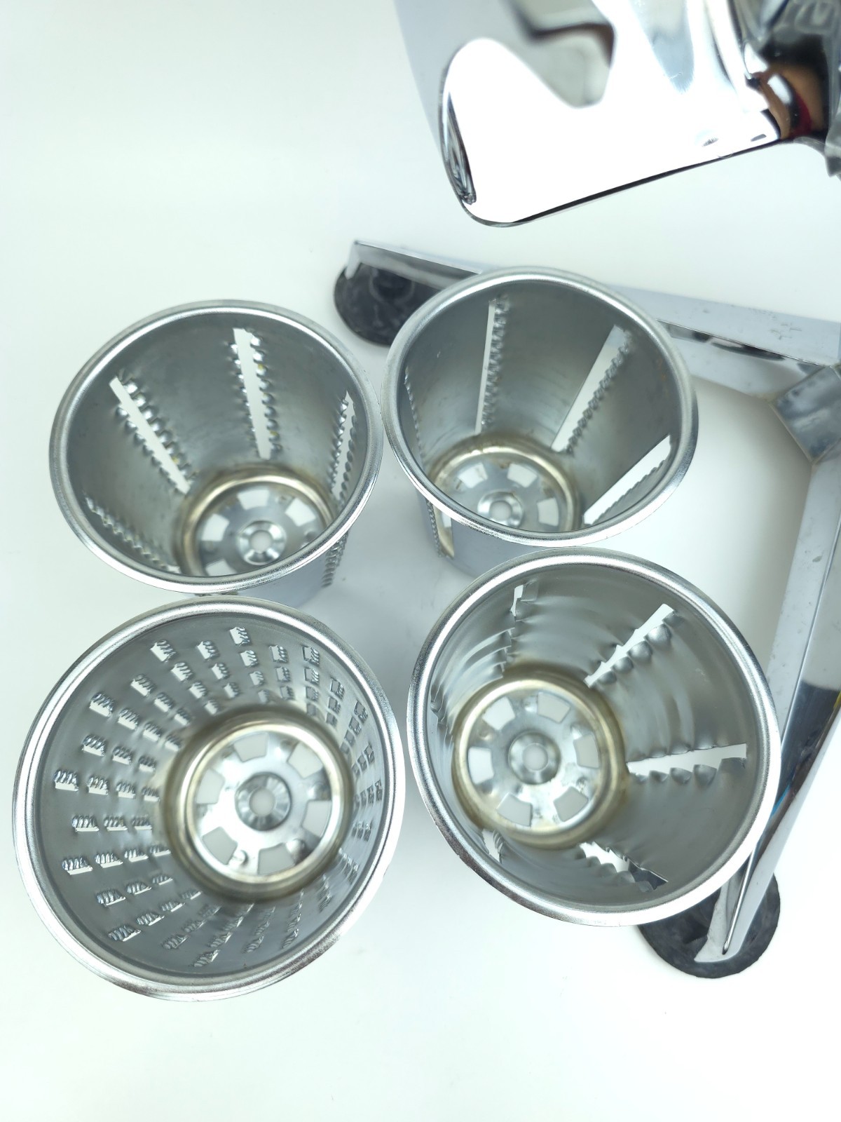 VTG Saladmaster Five Star Food Processor Slicer Grater Shredder w/ 4 Cones