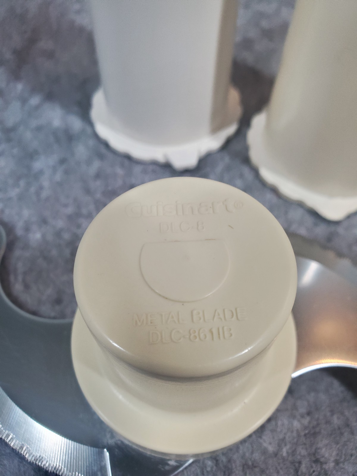 Vintage Cuisinart DLC-8 PLUS 600W 11 Cup White Food Processor w/ Attachments