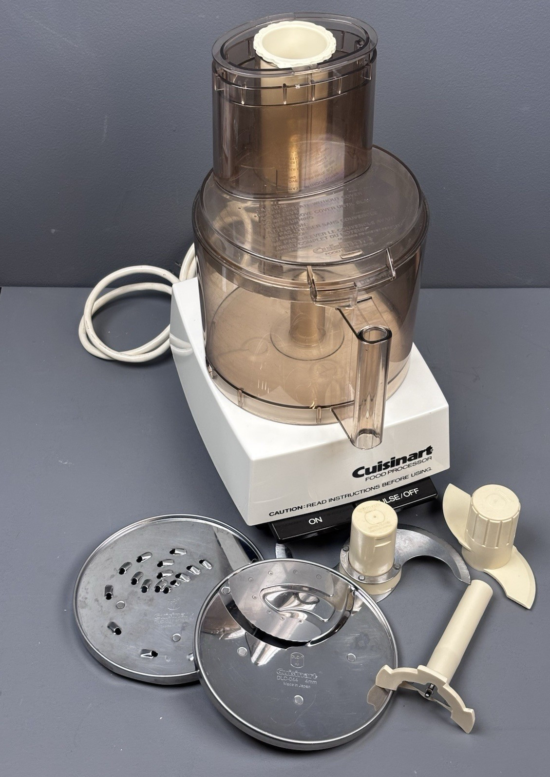Vintage Cuisinart DLC-7P Super Pro Food Processor With Accessories Tested Used