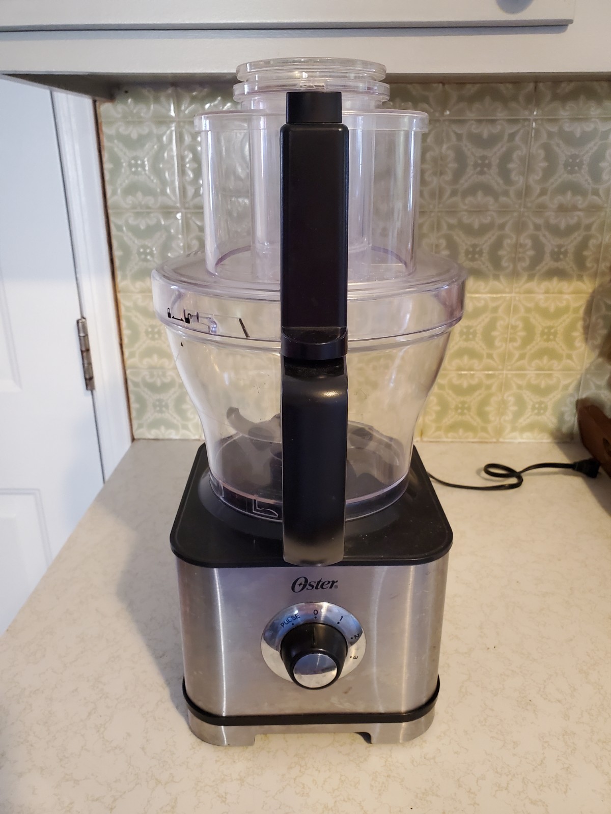 Oster 14 Cup Food Processor FPSTFP4253 Clean Tested Works Excellent Condition