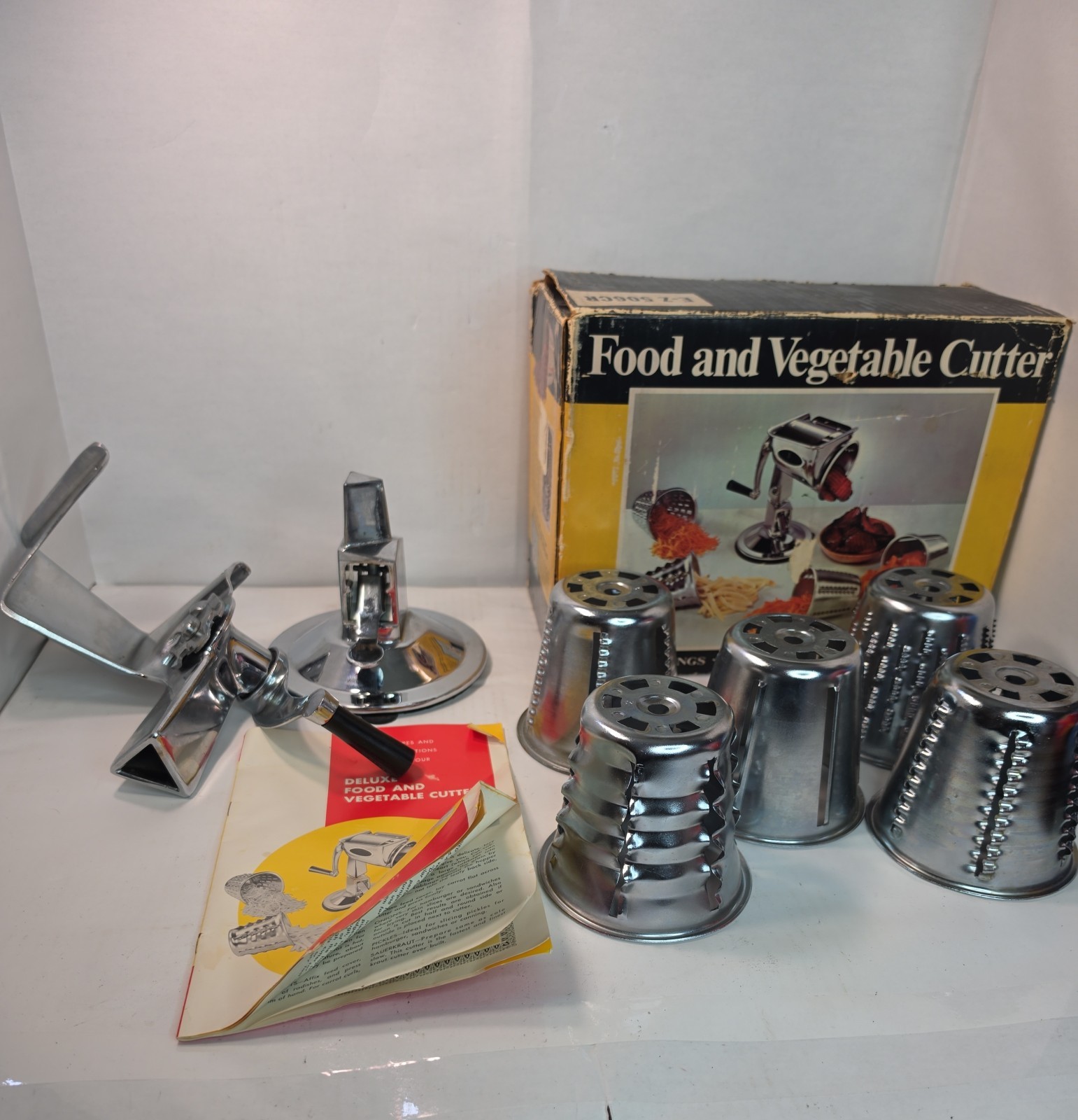 Vintage King Kutter Food and Vegetable Cutter Manual Food Processor w/ Cones