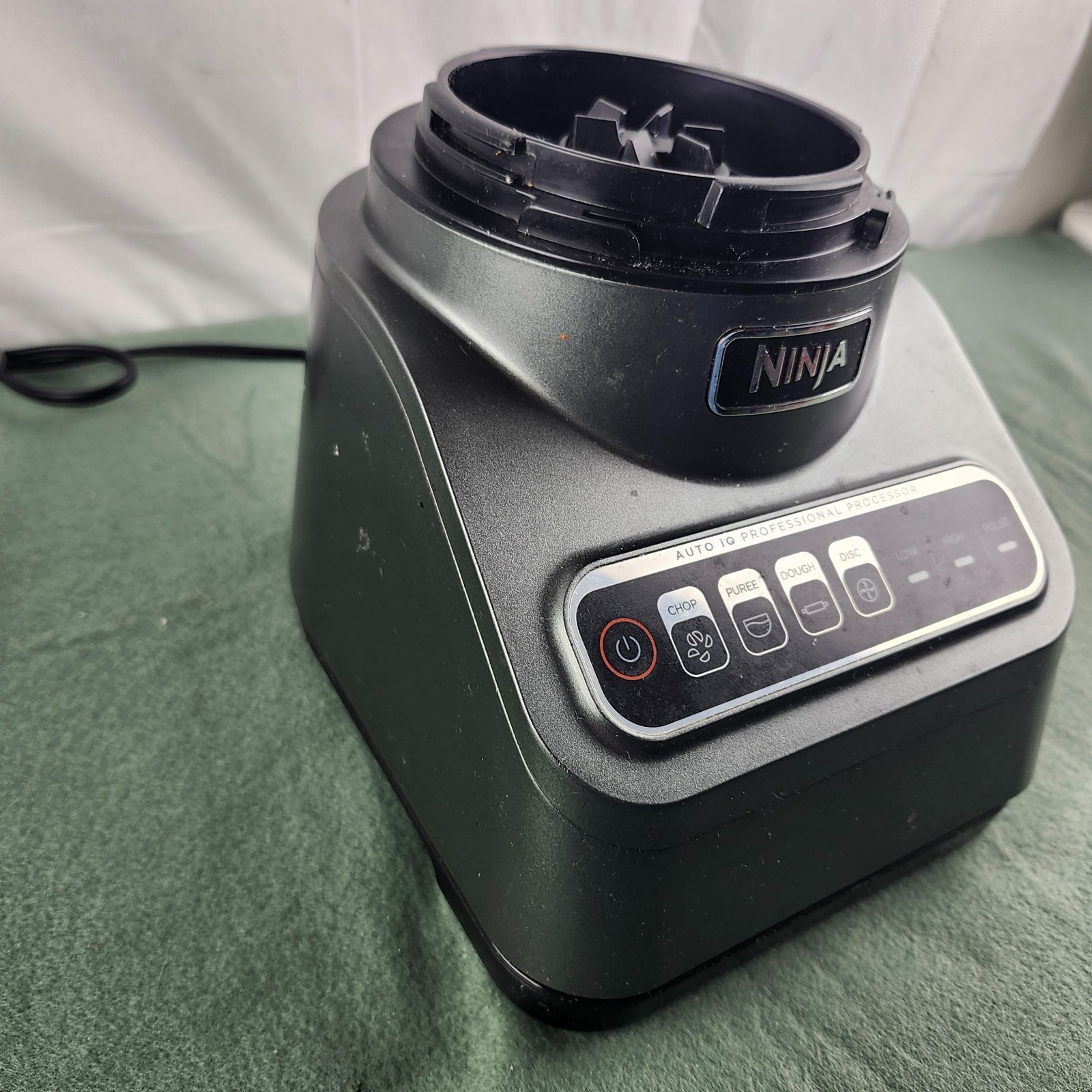 Ninja BN601- Professional 850W 9-Cup Food Processor (Base Only) Auto IQ Pro