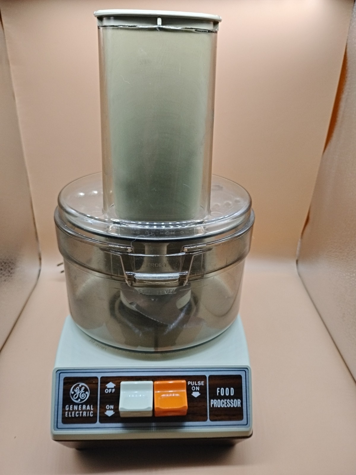 GE D2FP1 4200Food Processor 5-Cup Base w/ Bowl, Lid, Chopping & Shredding Blades