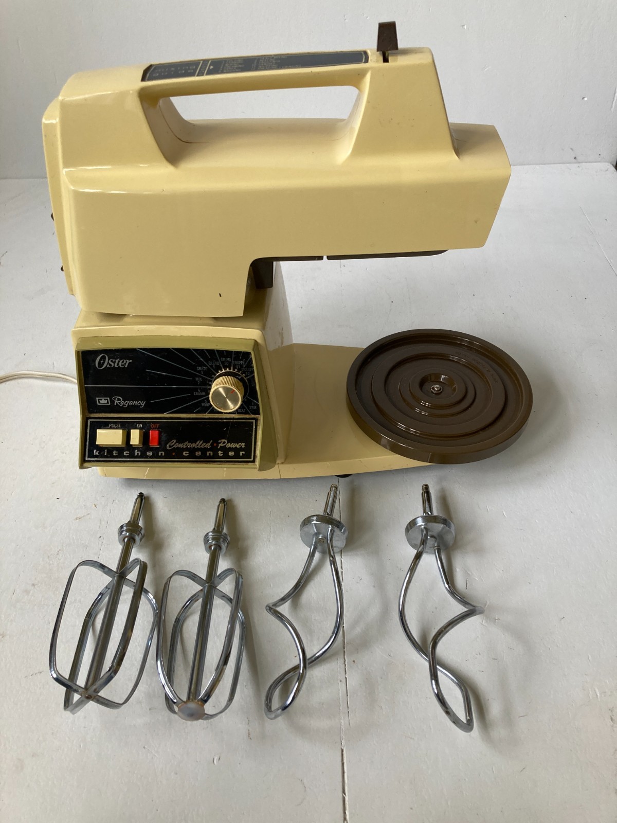 Oster Regency Kitchen Center 12 Speed Stand Mixer with Beaters Working