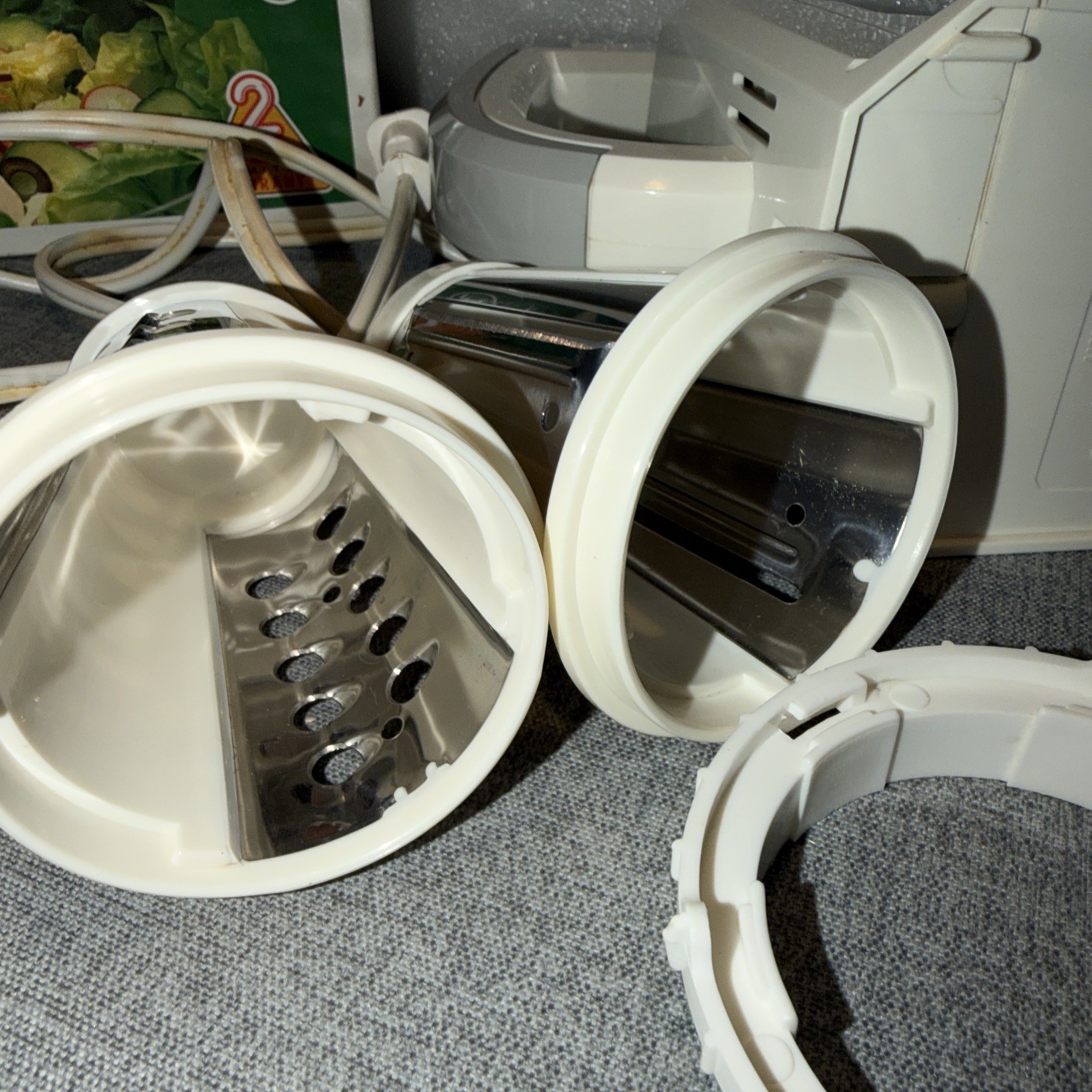 Presto Salad Shooter Electric Slicer Shredder w/ Attachments Box Manual Tested