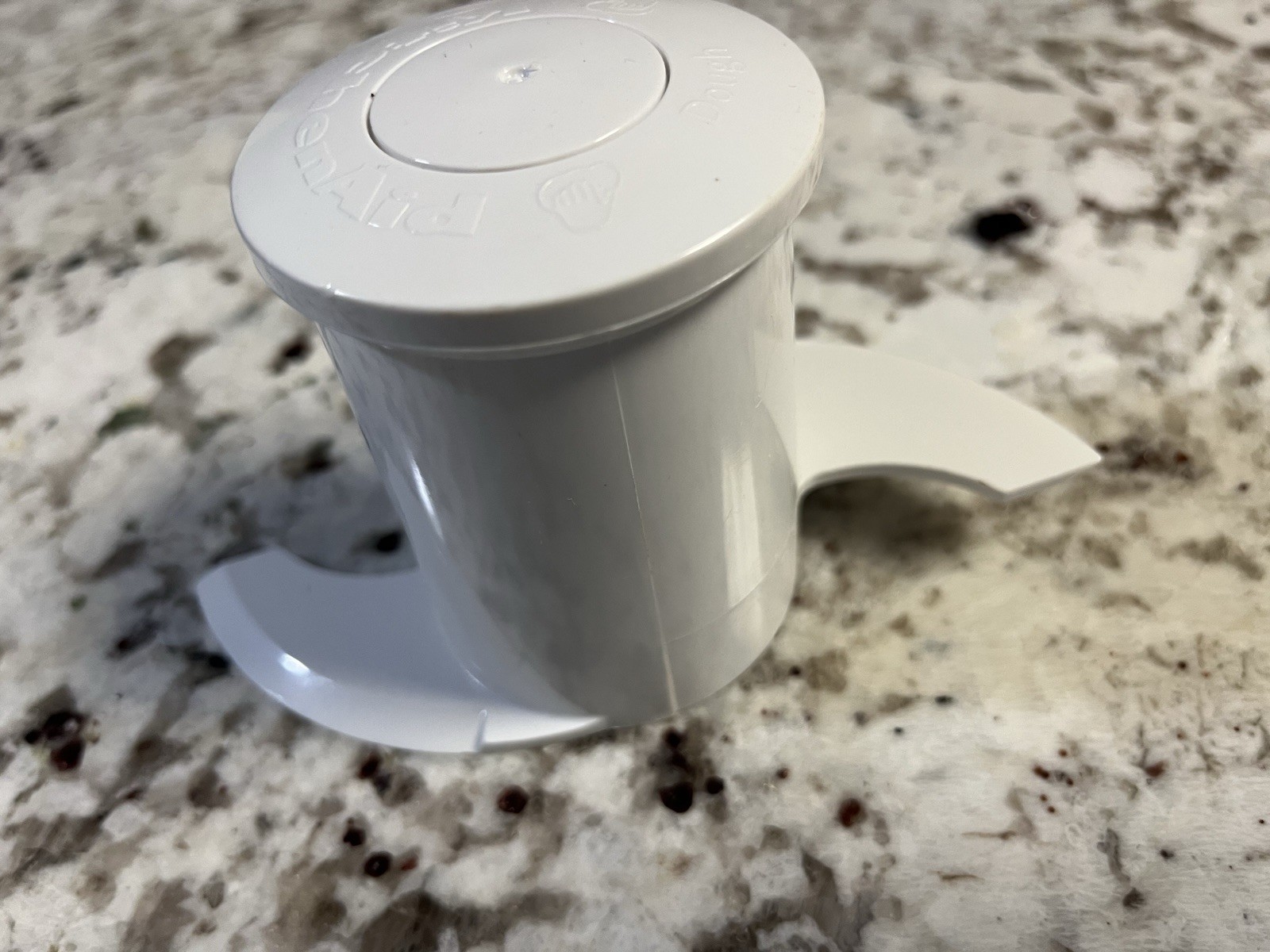 KitchenAid 9-Cup Food Processor Plastic Dough Blade Attachment KFP0922WH