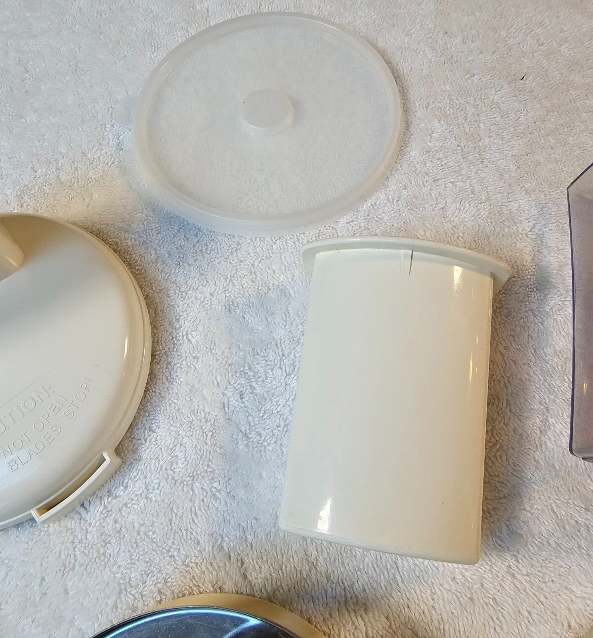 Sunbeam Oskar Food Processor Accessories 14081 Replacement Parts Lot Qty 4