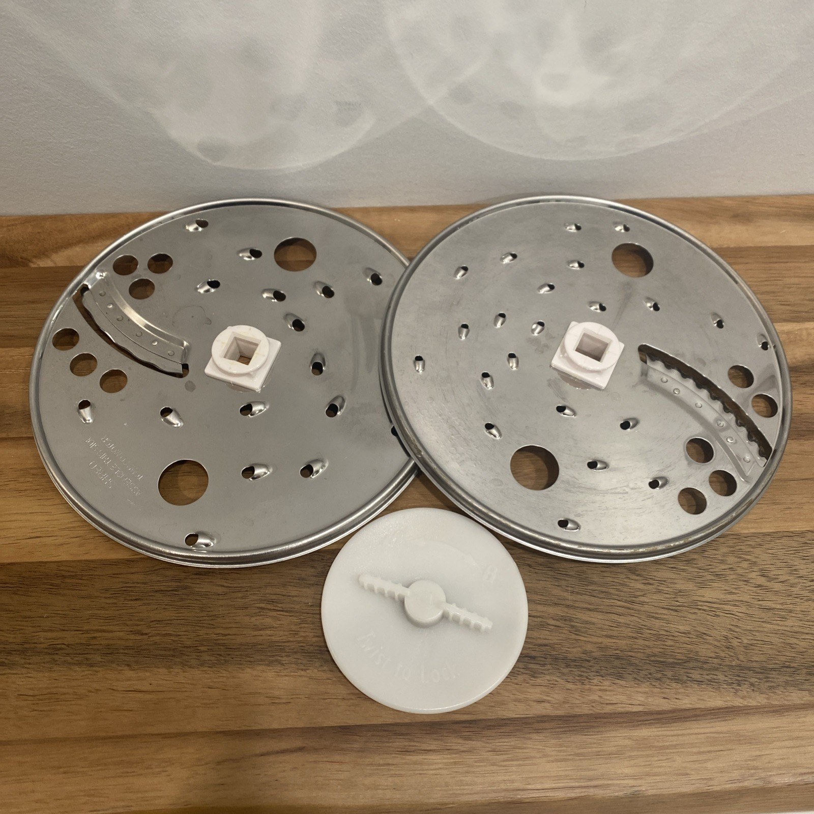 Hamilton Beach Change A Bowl 70850 Discs Fine/Med Slice Shred Waffle W/ Lock Nut