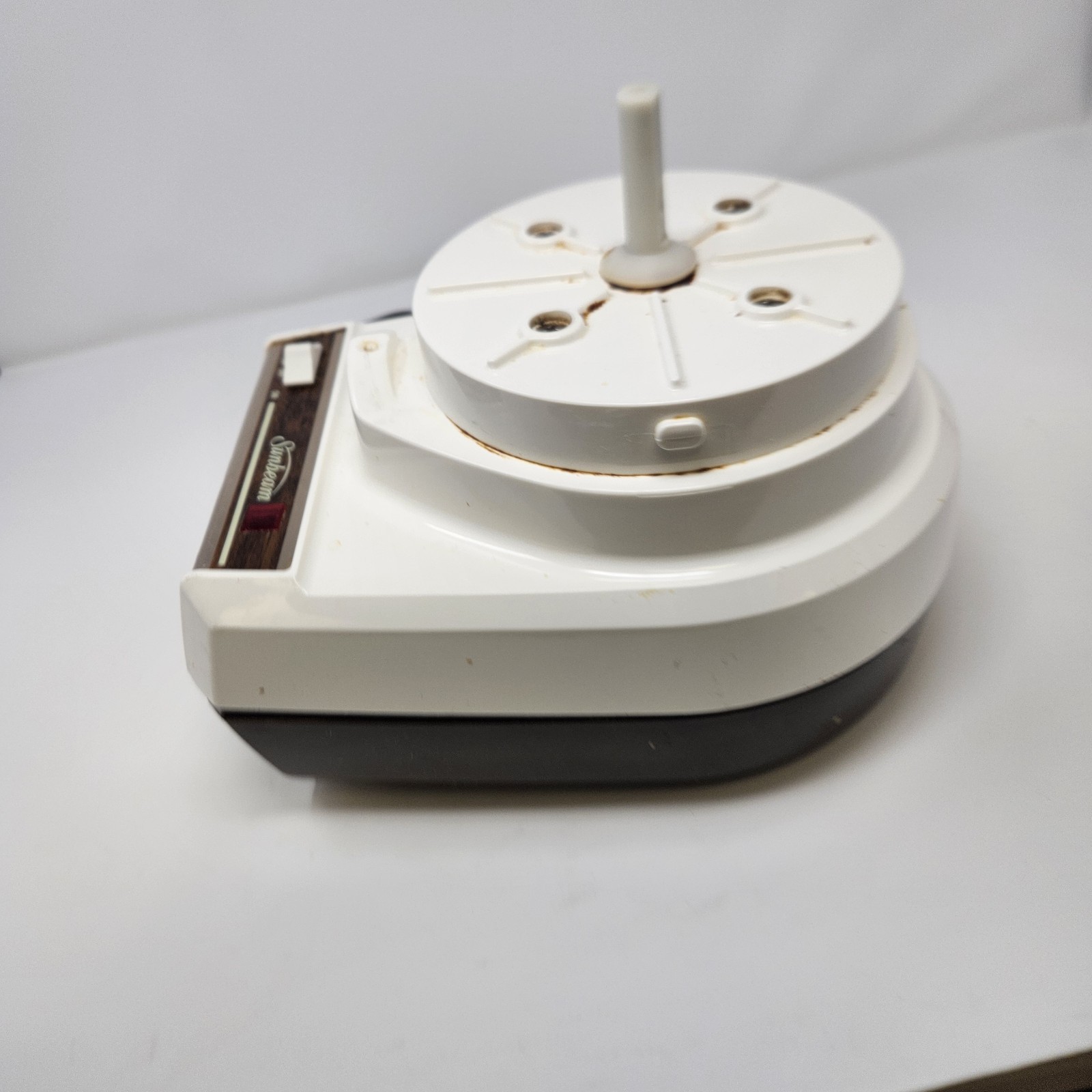 Sunbeam Le Chef Mixmaster Food Processor 14-11 – Base Only – Tested