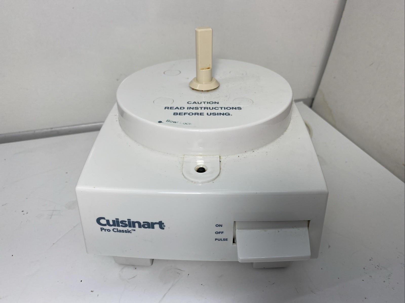 Cuisinart Pro Classic Food Processor White DLC-10S TX Motor Base Tested Working