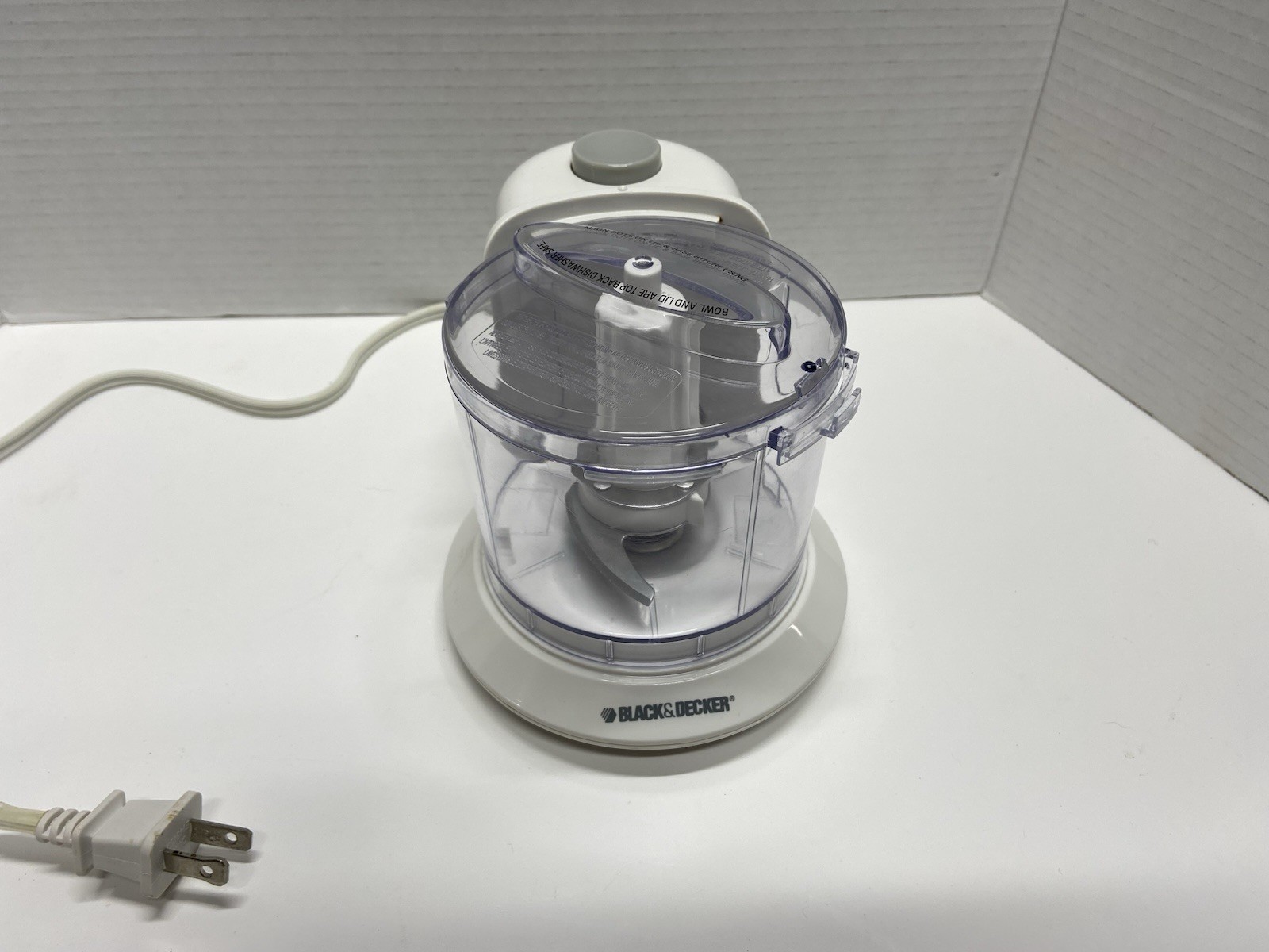 Black & Decker HC306 One-Touch Electric Food Chopper 1.5 Cup Capacity White