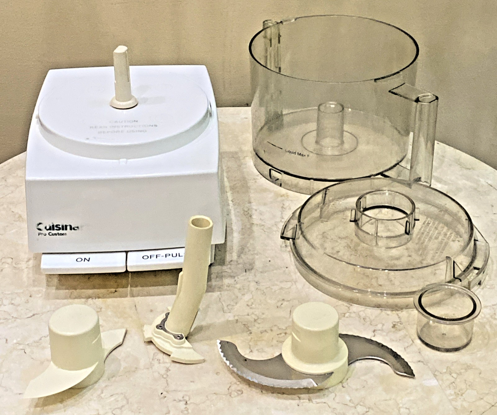 Cuisinart Pro Custom 11 Food Processor DLC-8S Beige TESTED & WORKING