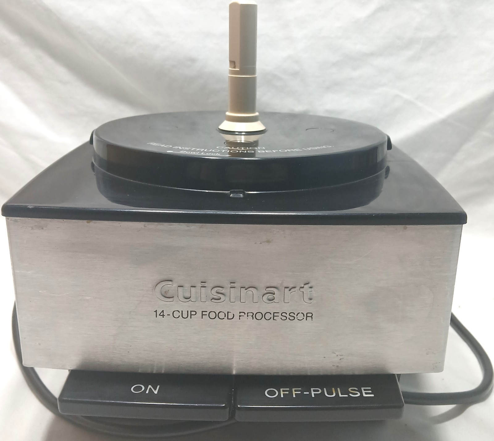 Cuisinart 14 Cup Food Processor DFP-14BC Black Chrome Motor Base Only -Tested