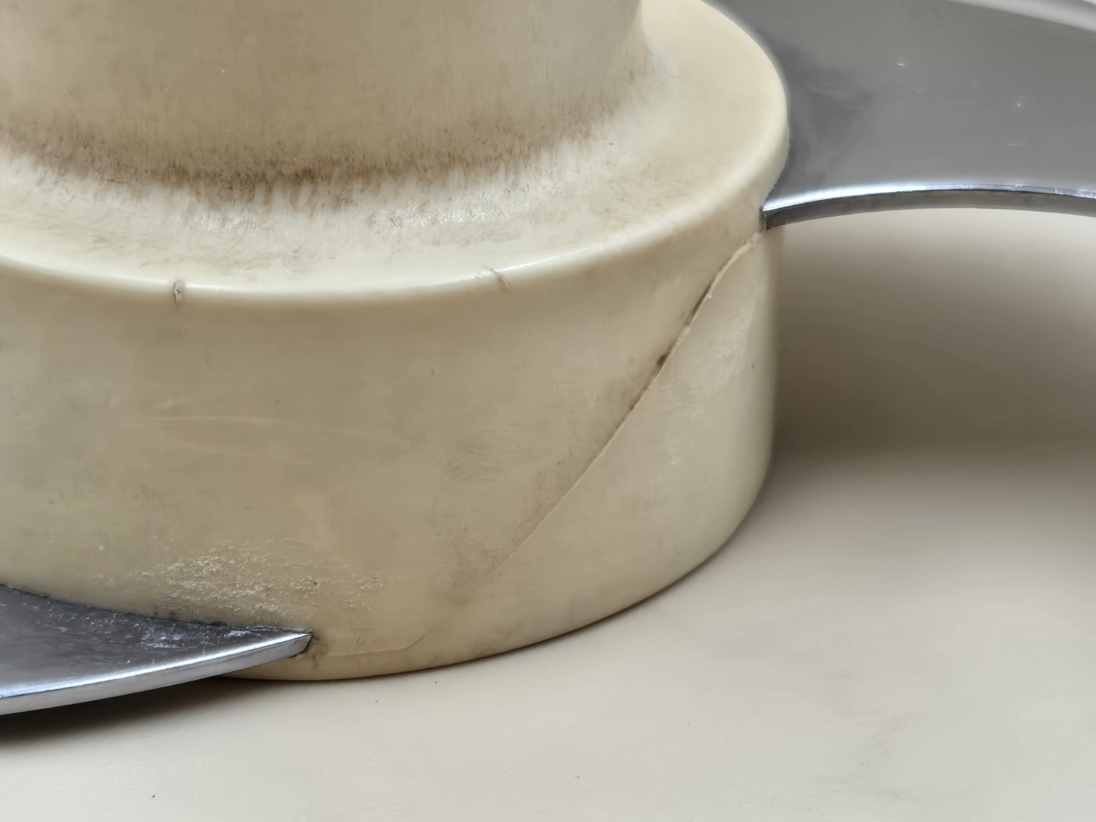 Shows Wear Metal Blade DLC-001BIB Cuisinart Food Processor DLC-7 NO RIVETS