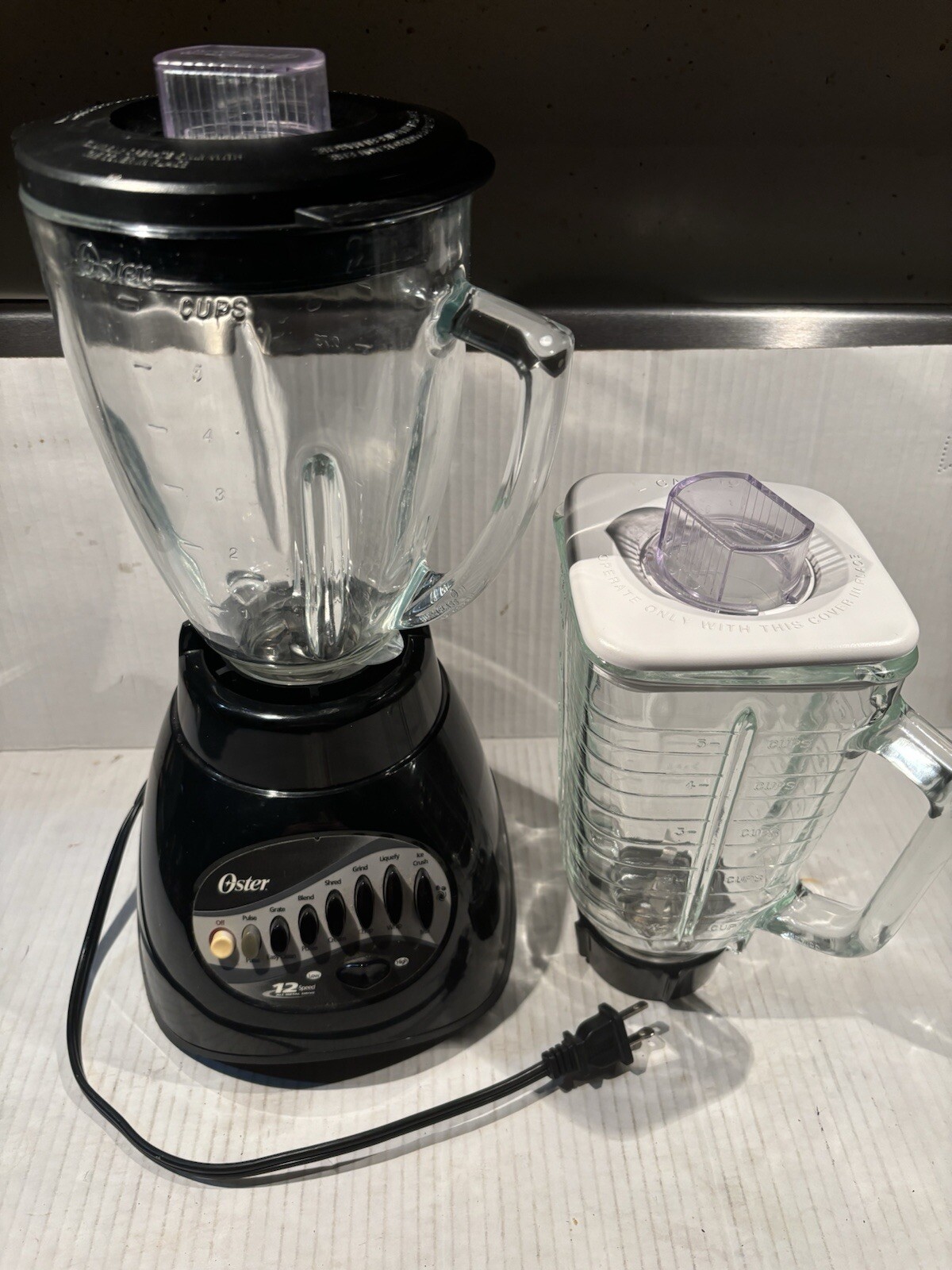 OSTER 12 SPEED Blender 6 CUP Glass BLENDER Pitcher + 5 Cup Lid 450W BLSTCC READ