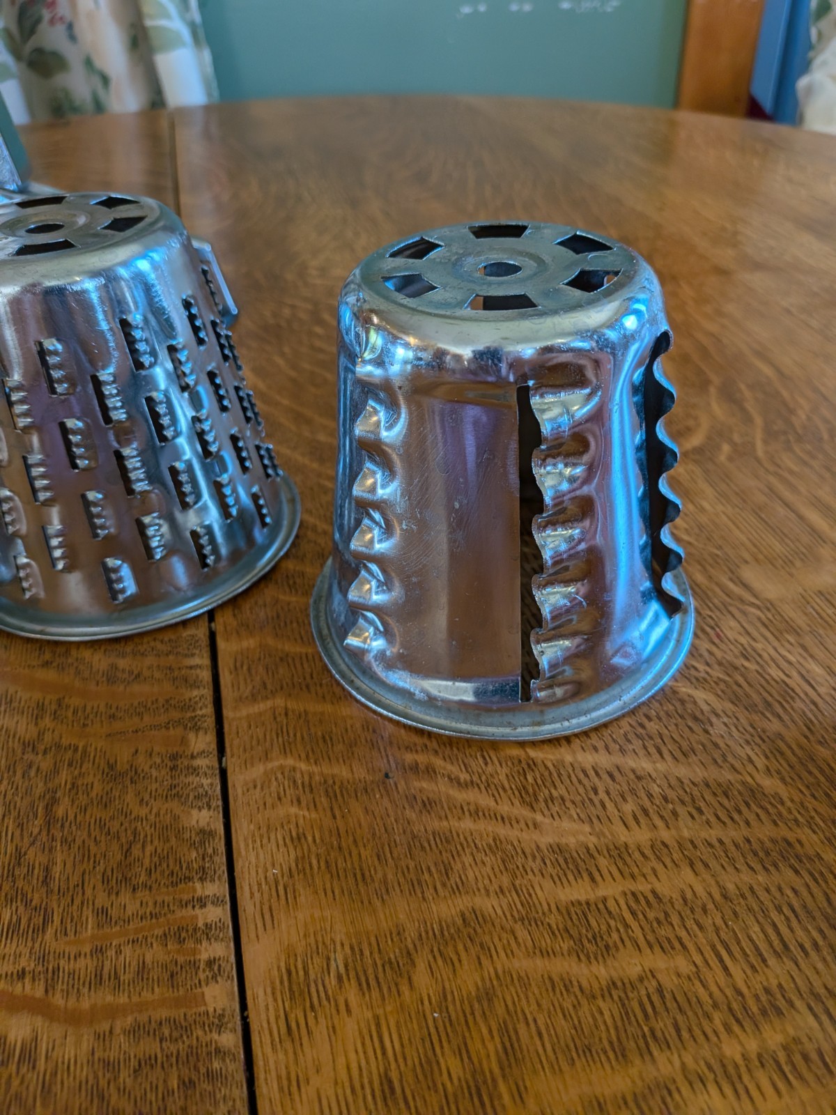 Vtg Saladmaster Five Star Food Processor Chopper Shredder 2 Cones + 1 Bent Read