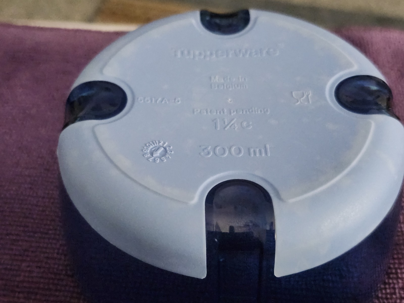 Tupperware Lil Chopper Food Processer Twist Top 1.25 Cup Blue W/ EXTRA BOWL