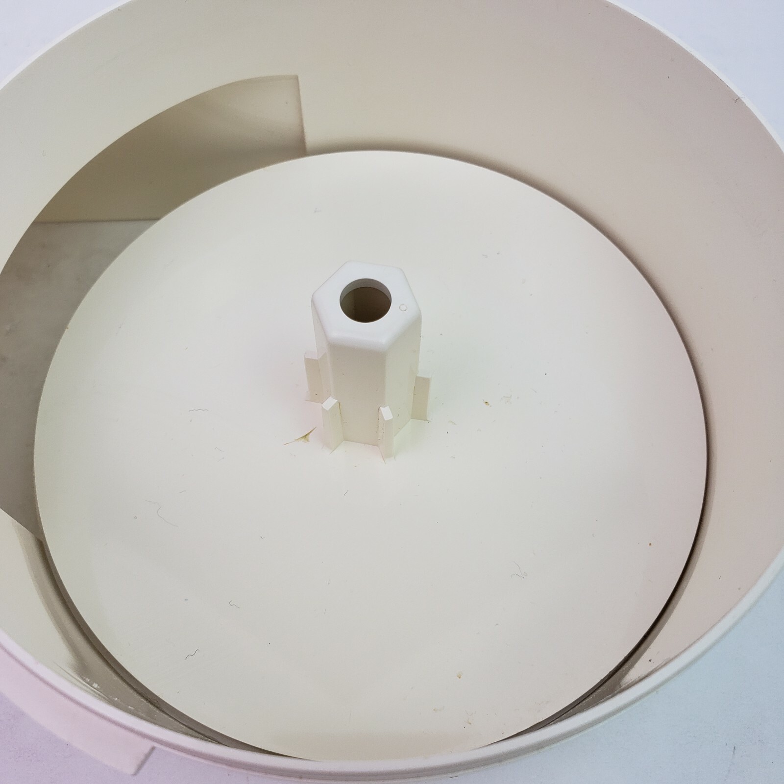 Sunbeam Oskar Food Processor 14081 Salad Cheese Grater Chute Replacement Parts