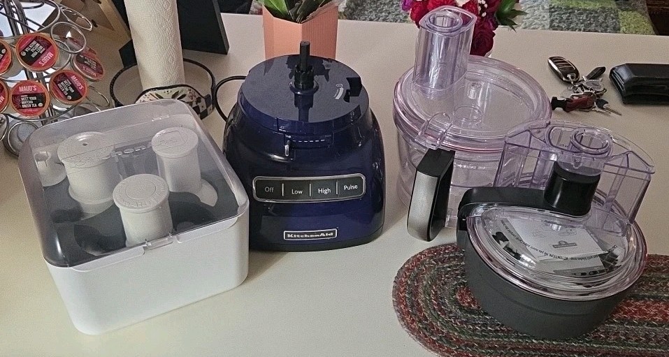 Kitchen Aid Food Processor KFP0935Q Blue – Many Blades/Attachments-Tested Works!