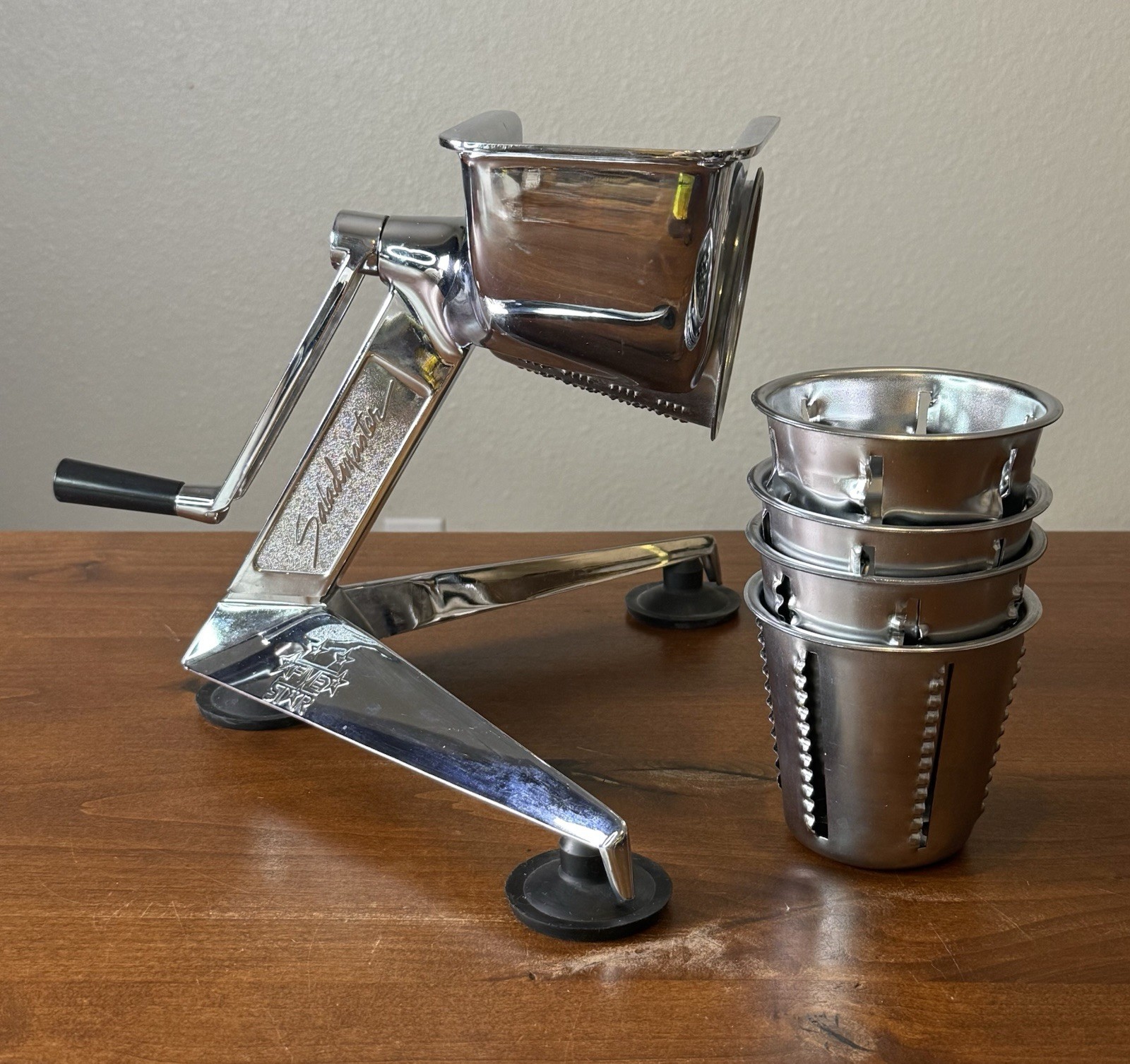 Saladmaster Vintage Five Star Food Processor Chopper Shredder Slicer 5 Cones