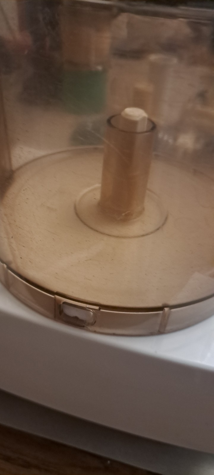 Vintage Cuisinart DLC-7 Super Pro food processor.