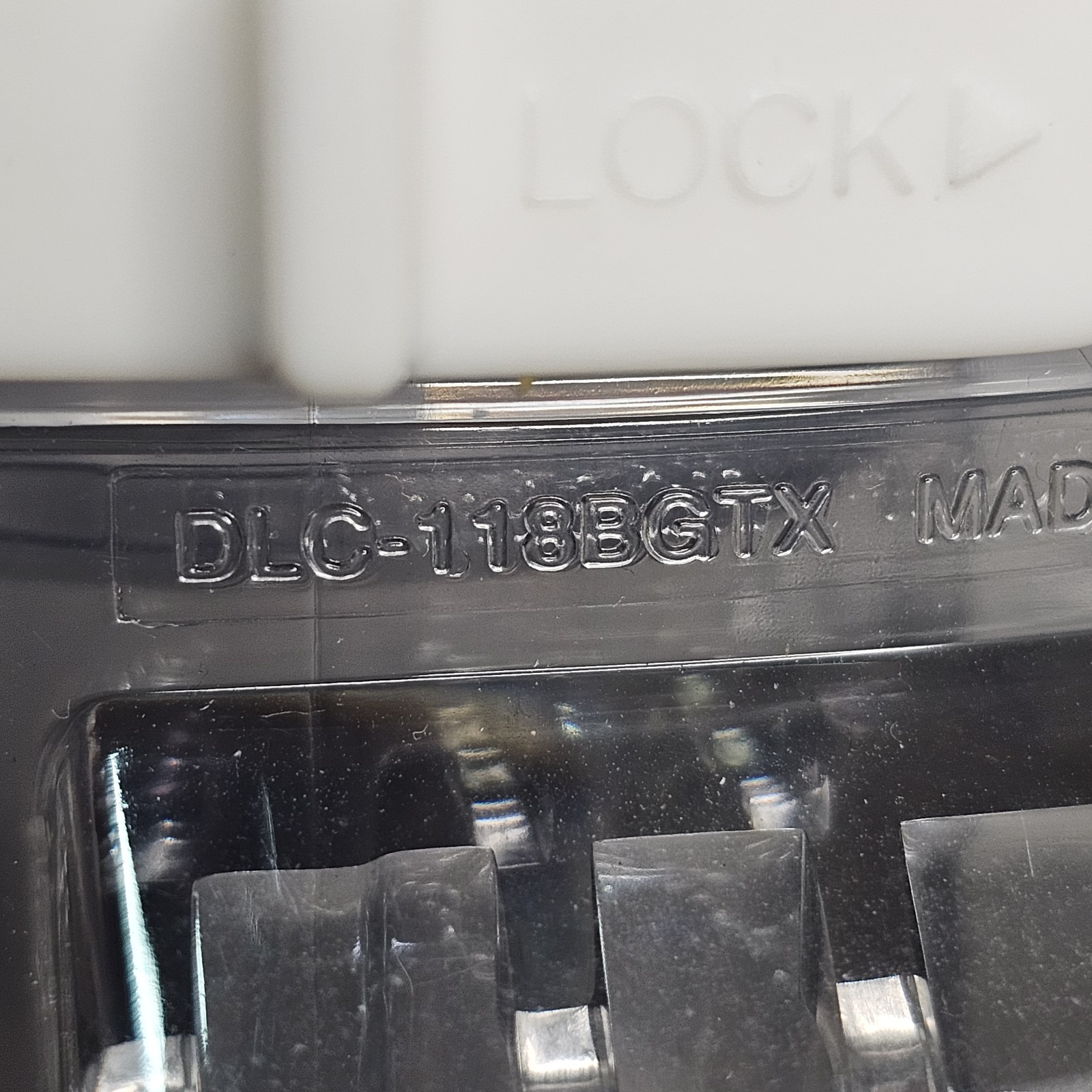 Cuisinart DLC-10 Food Processor Lid Chute Pusher DLC-117BGTX