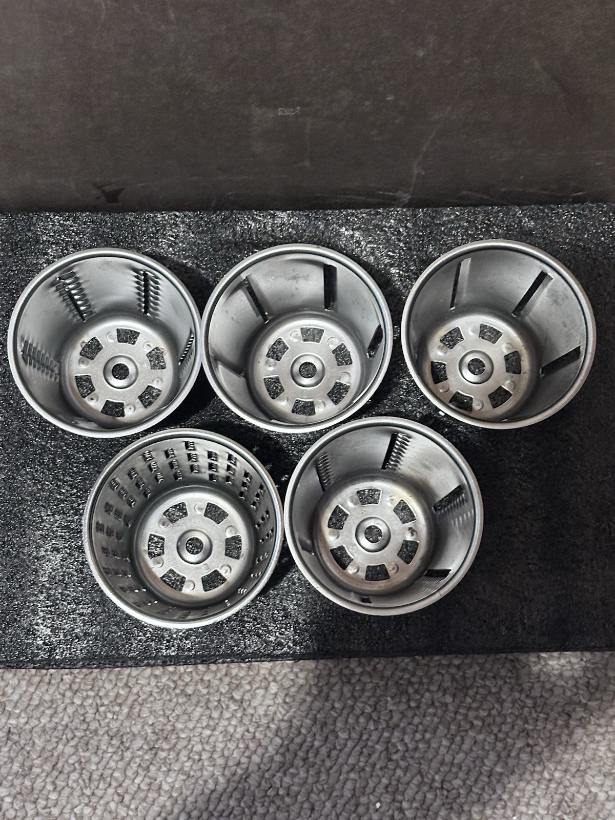 Vintage Salad Maid Manual Food Processor 5 Stainless Steel Cutting Cones Cast