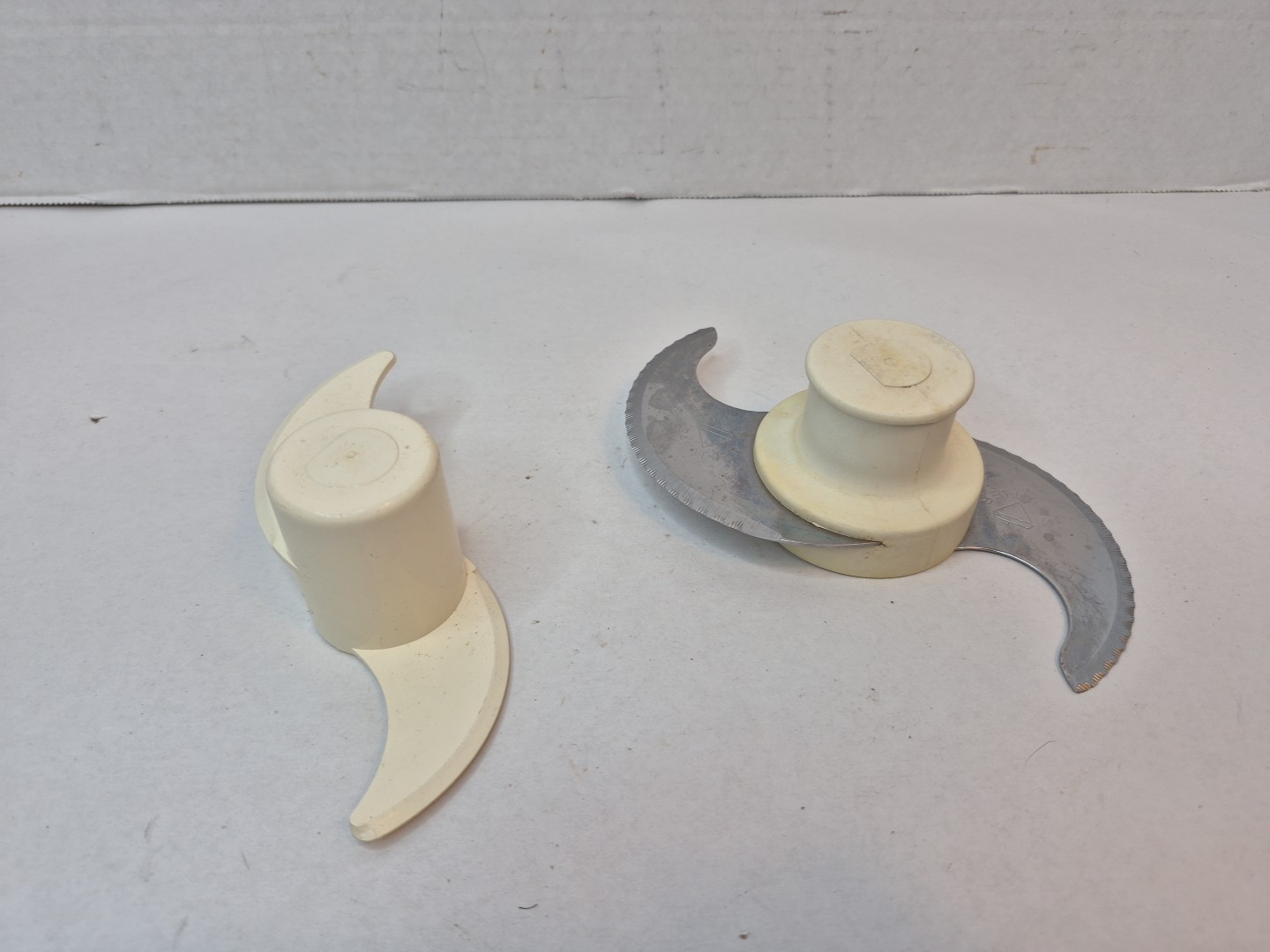 KitchenAid Hobart Food Processor Model KFP400 Chopping Blade And Dough Blade