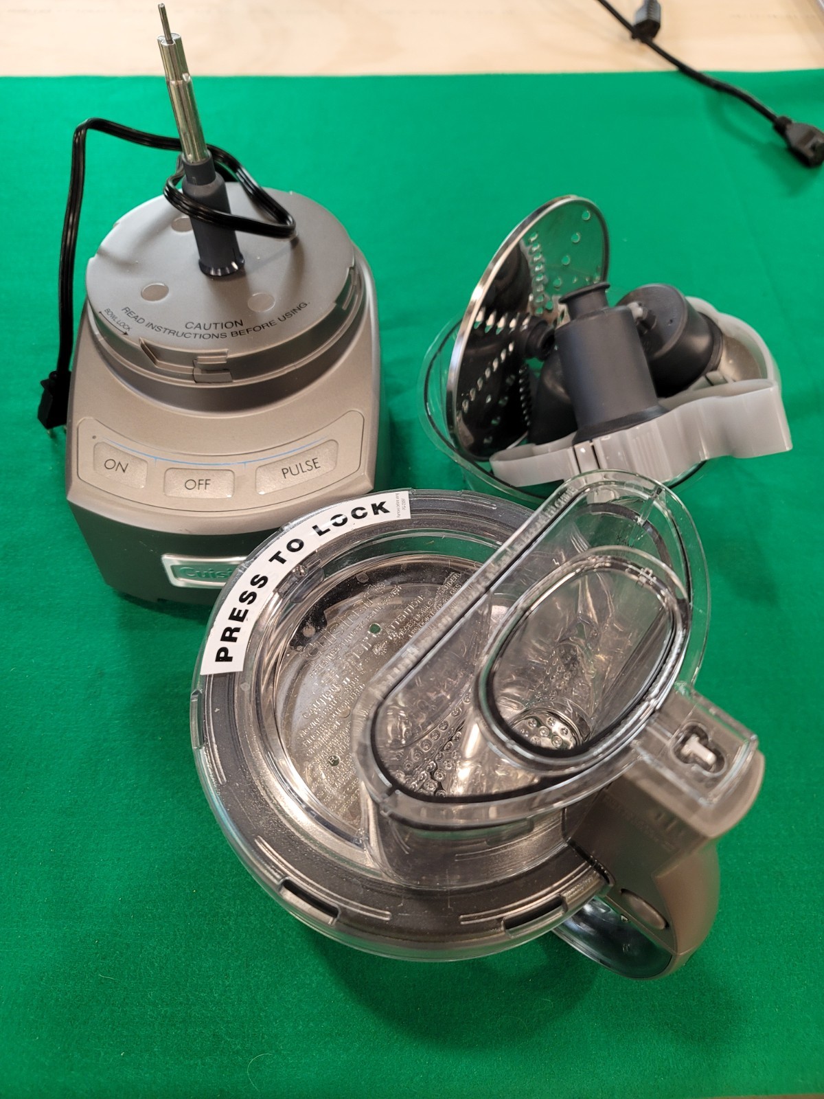 Cuisinart Elite Diecast Collection 12-Cup Food Processor Model CFP-24DCNPC Works