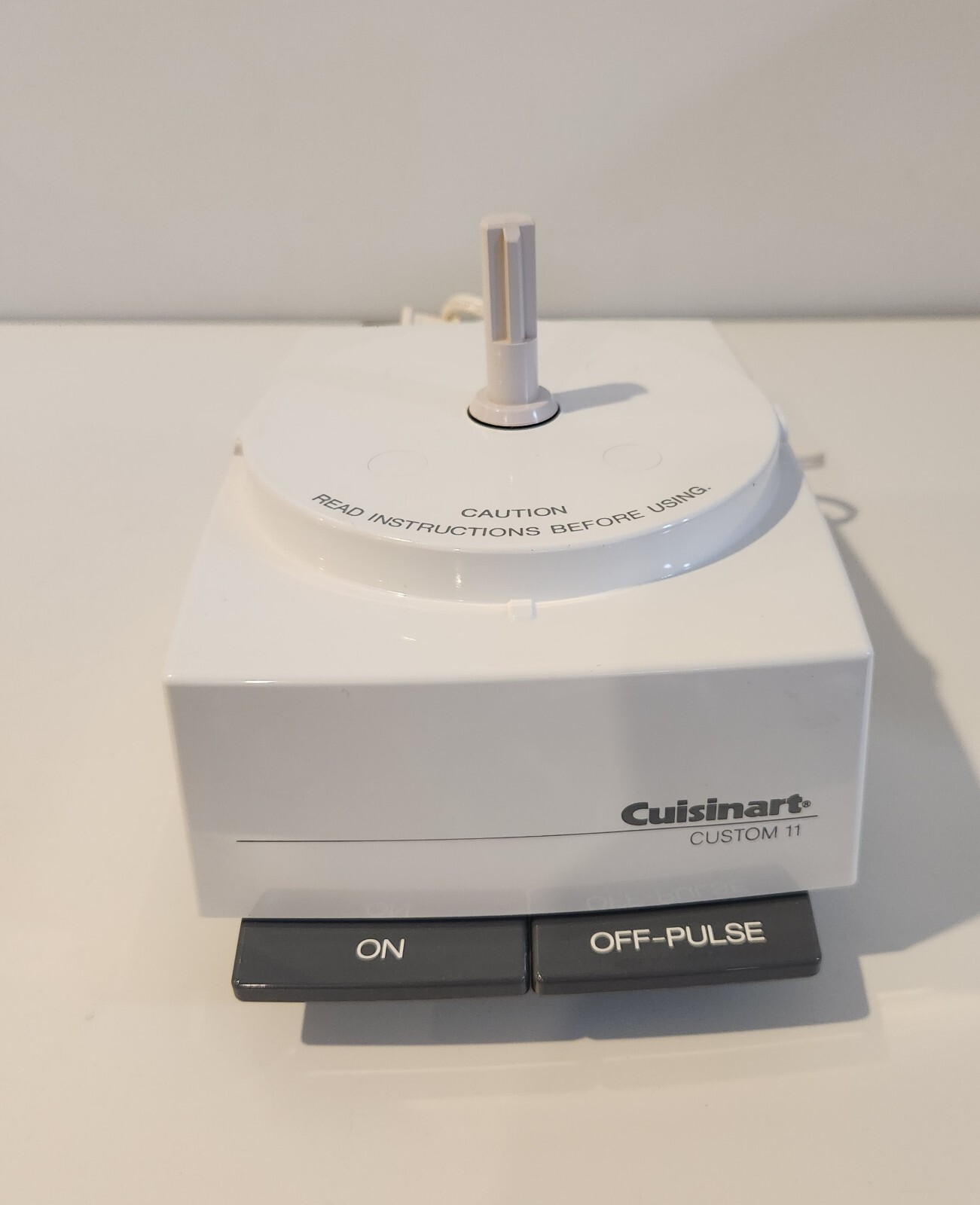 Cuisinart Pro Custom 11 DLC-8S TX Type 28 Food Processor White Motor Base WORKS