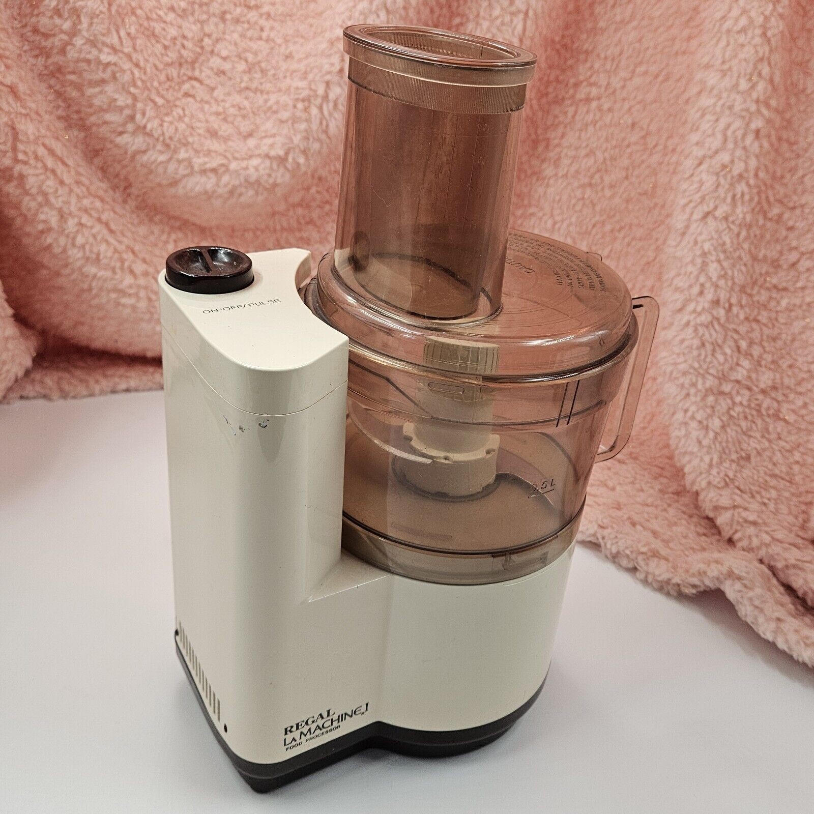 Regal La Machine 1 Full Size Food Processor Model V813 White Made in USA Works!!