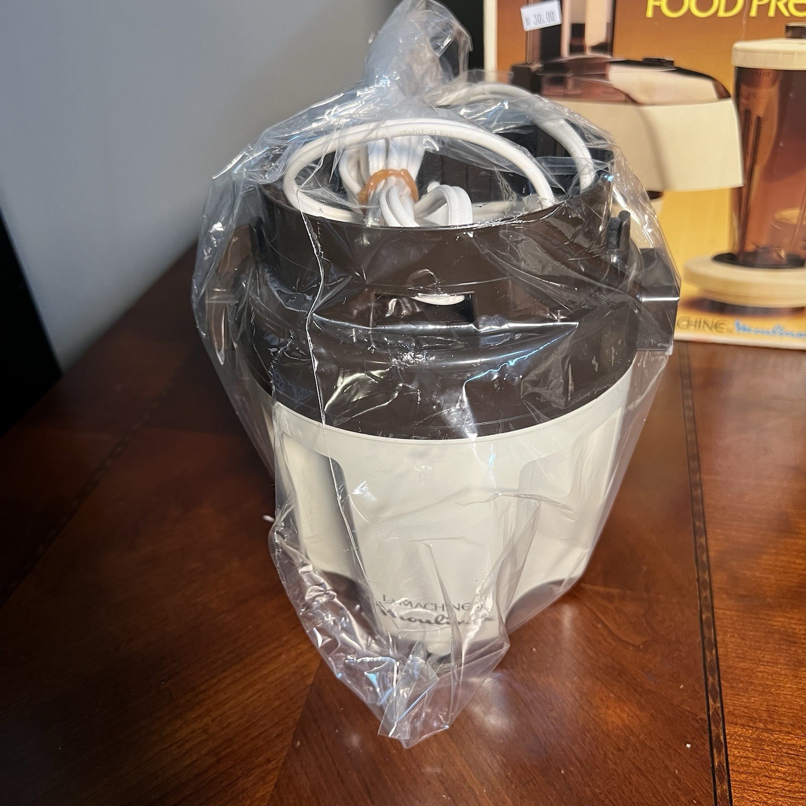 VTG Moulinex La Machine Food Preparation Blender/juicer/chopper Model 390