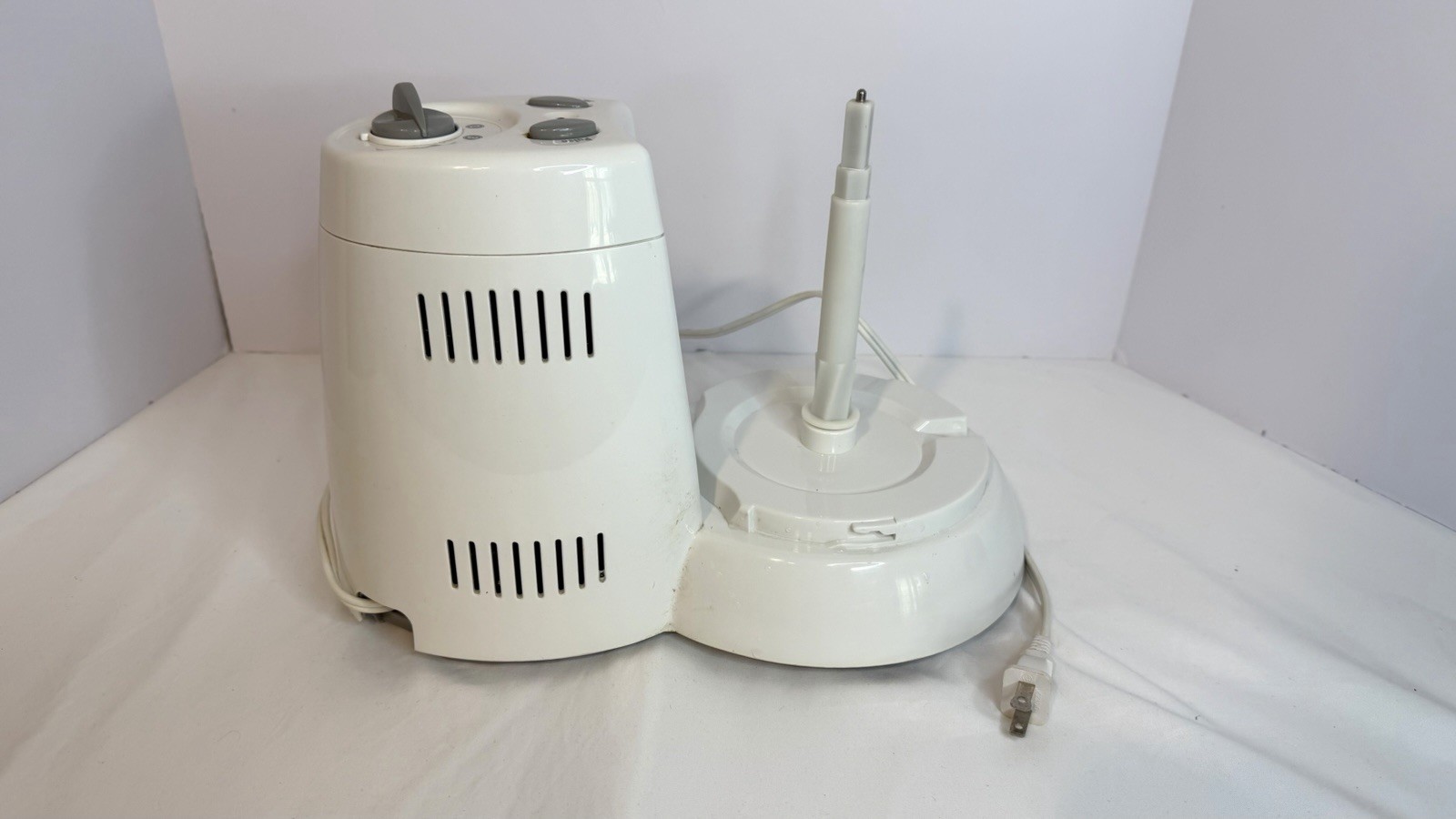 General Electric 4 Speed Food Processor Model 106622F Replacement Base ONLY T12