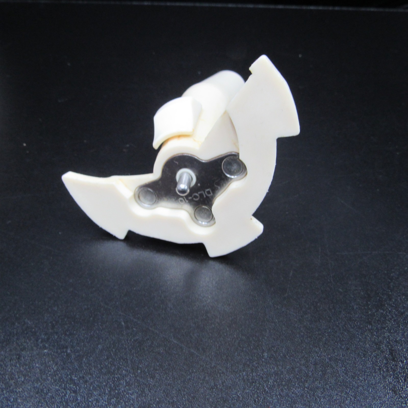2 Cuisinart DLC 8-10 Discs dlc144 dlc837 and stem