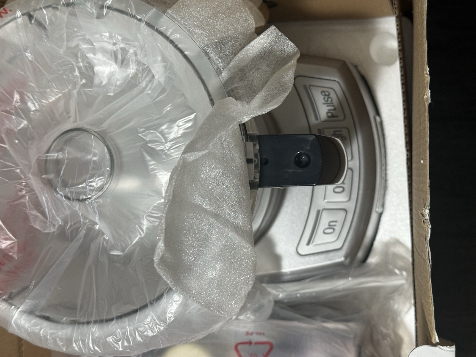 Cuisinart Elite Collection 16-Cup Food Processor FP-16DCWS – Open Box