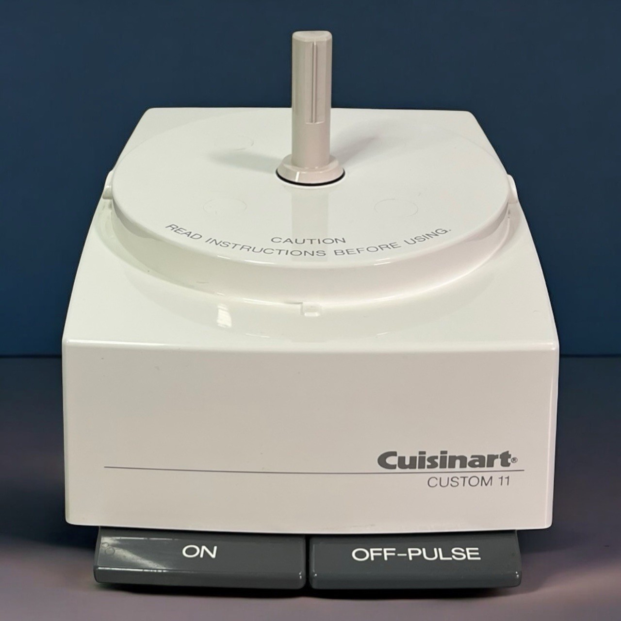 Cuisinart Custom 11 Food Processor DLC-8M Motor Base Only Tested. Made In Japan