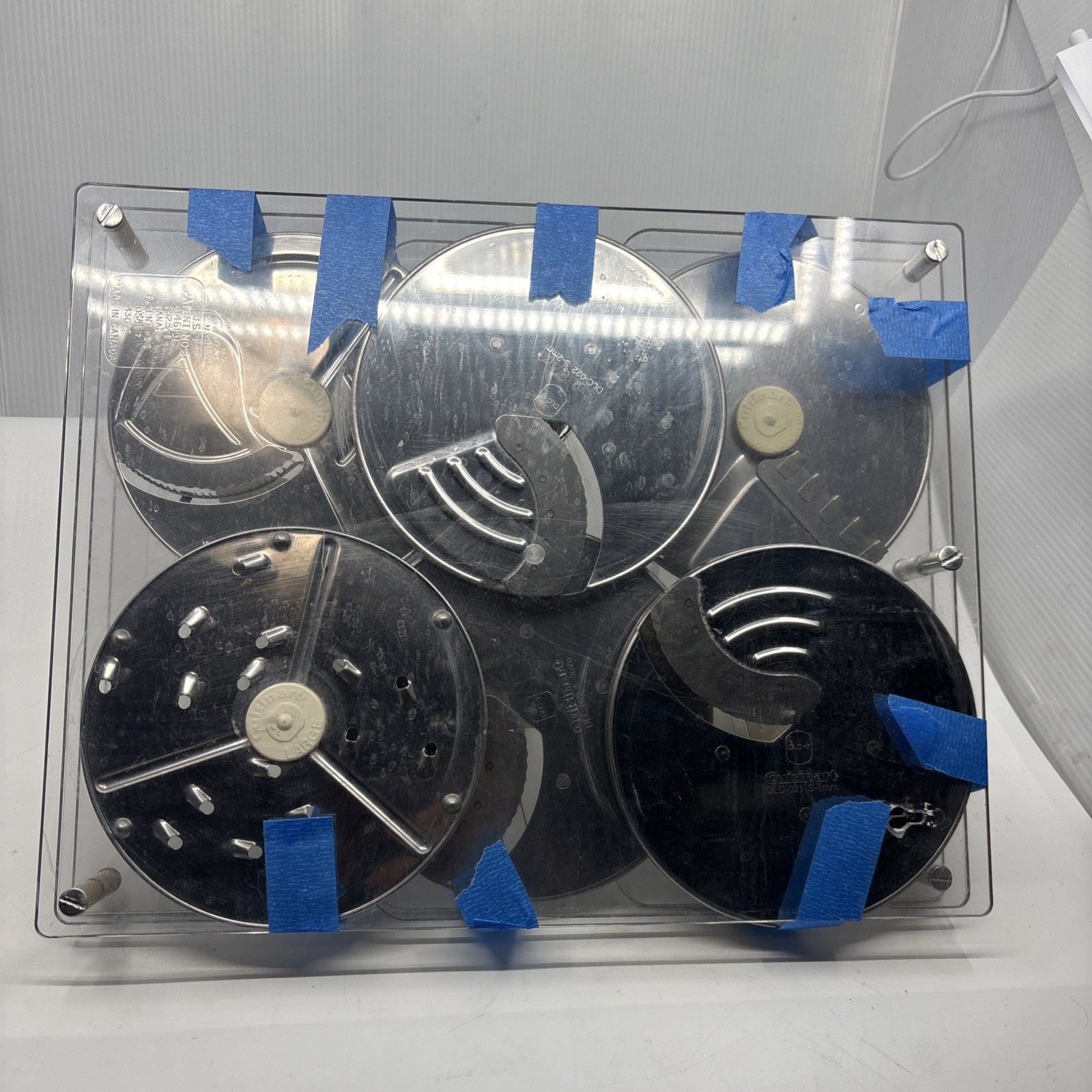 Cuisinart DLC-7e Food Processor Blade Set – 6 Discs & Holder, 1 Stem