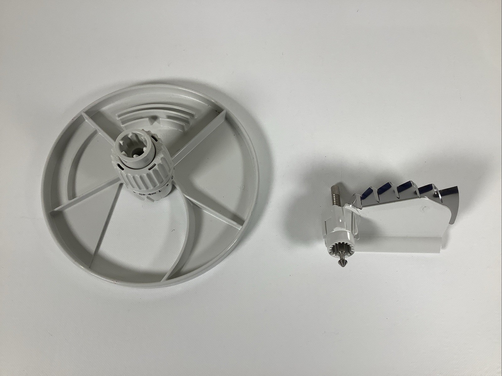 Braun Combimax K600 K650 K700 K750 Food Processor Blade Holder Carrier + 1 Blade