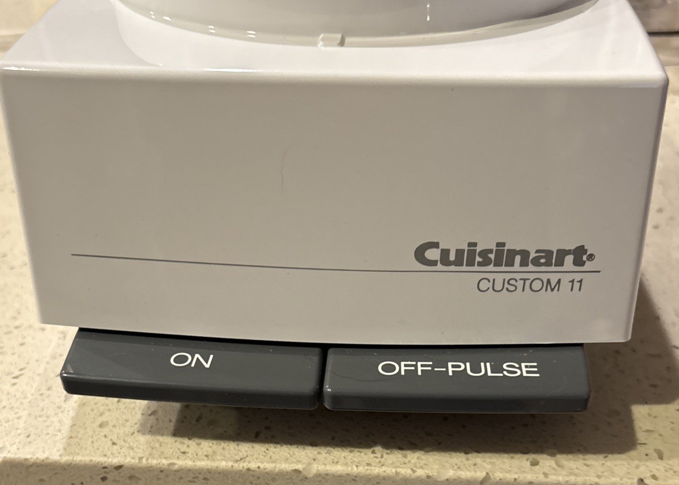 Cuisinart DLC-8M Custom 11 food processor japan Replacement main Base only WORKS