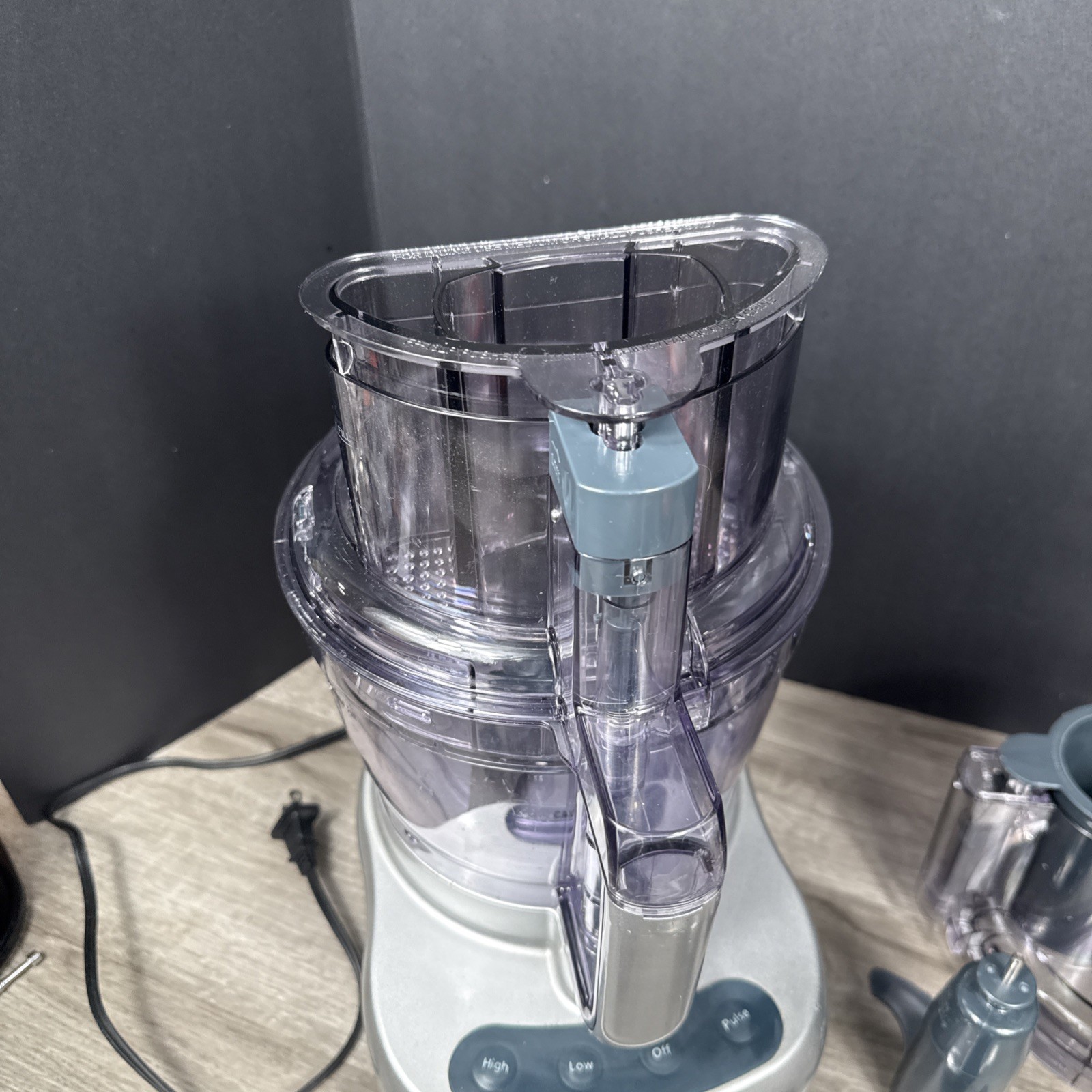 Cuisinart Elemental 13 Cup Food Processor CFP-26SVPC w/ Accessories