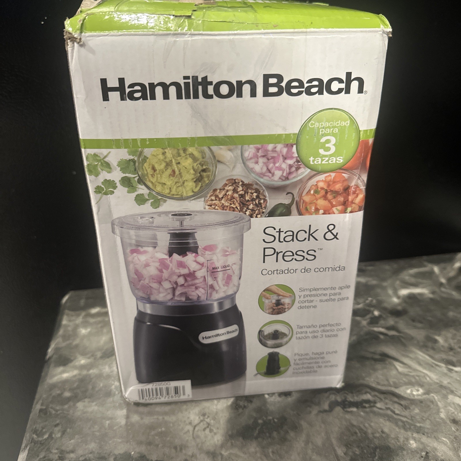 Hamilton 72850 Beach Stack & Press 3-Cup Chopper – Black