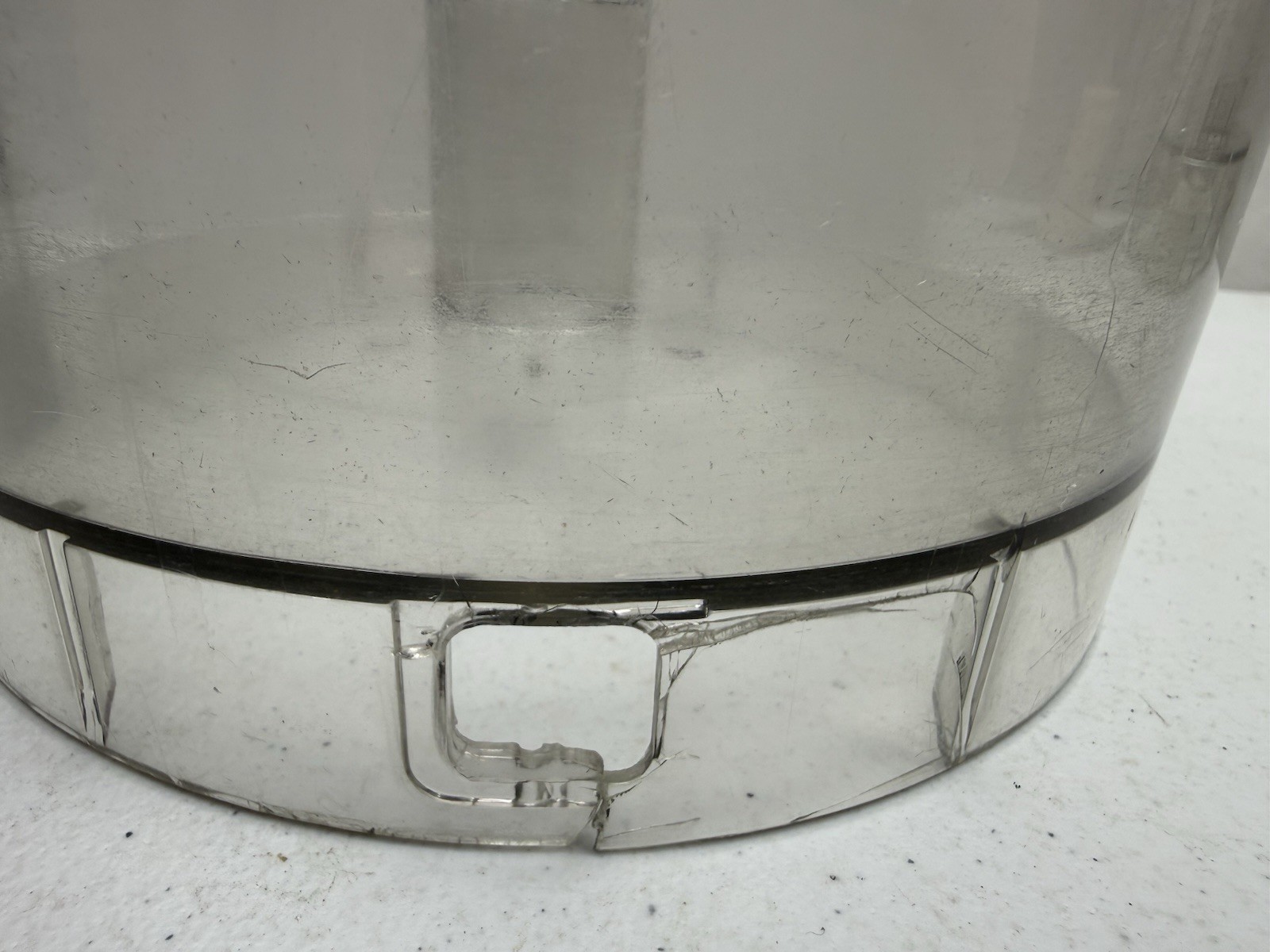 Cuisinart FP-631AGTX Food Processor Work Bowl DLC-10 Series Cracked Parts