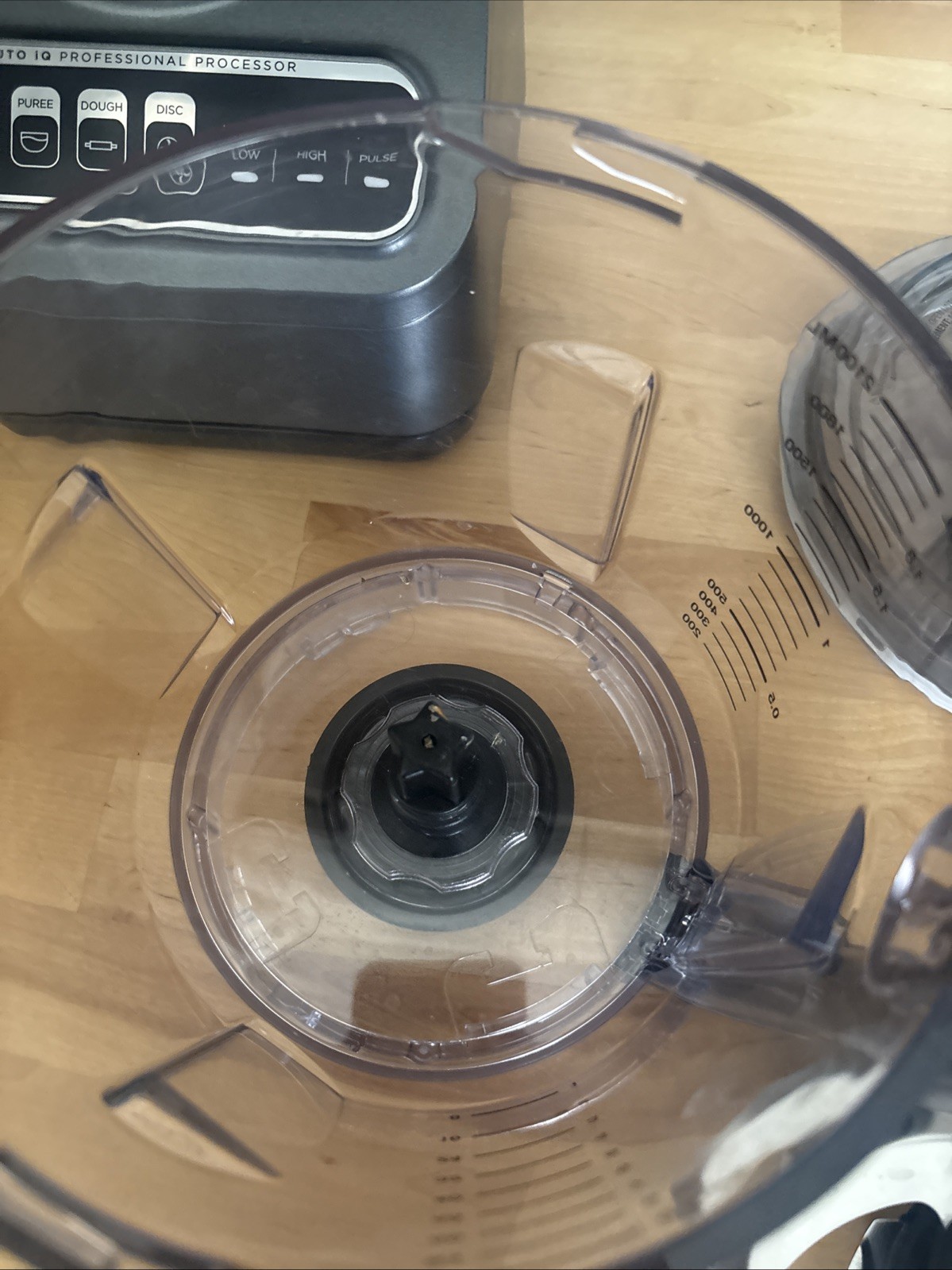 Ninja BN601 Professional Plus Food Processor 1000 Watts Auto-iQ (9A-OB) BN600
