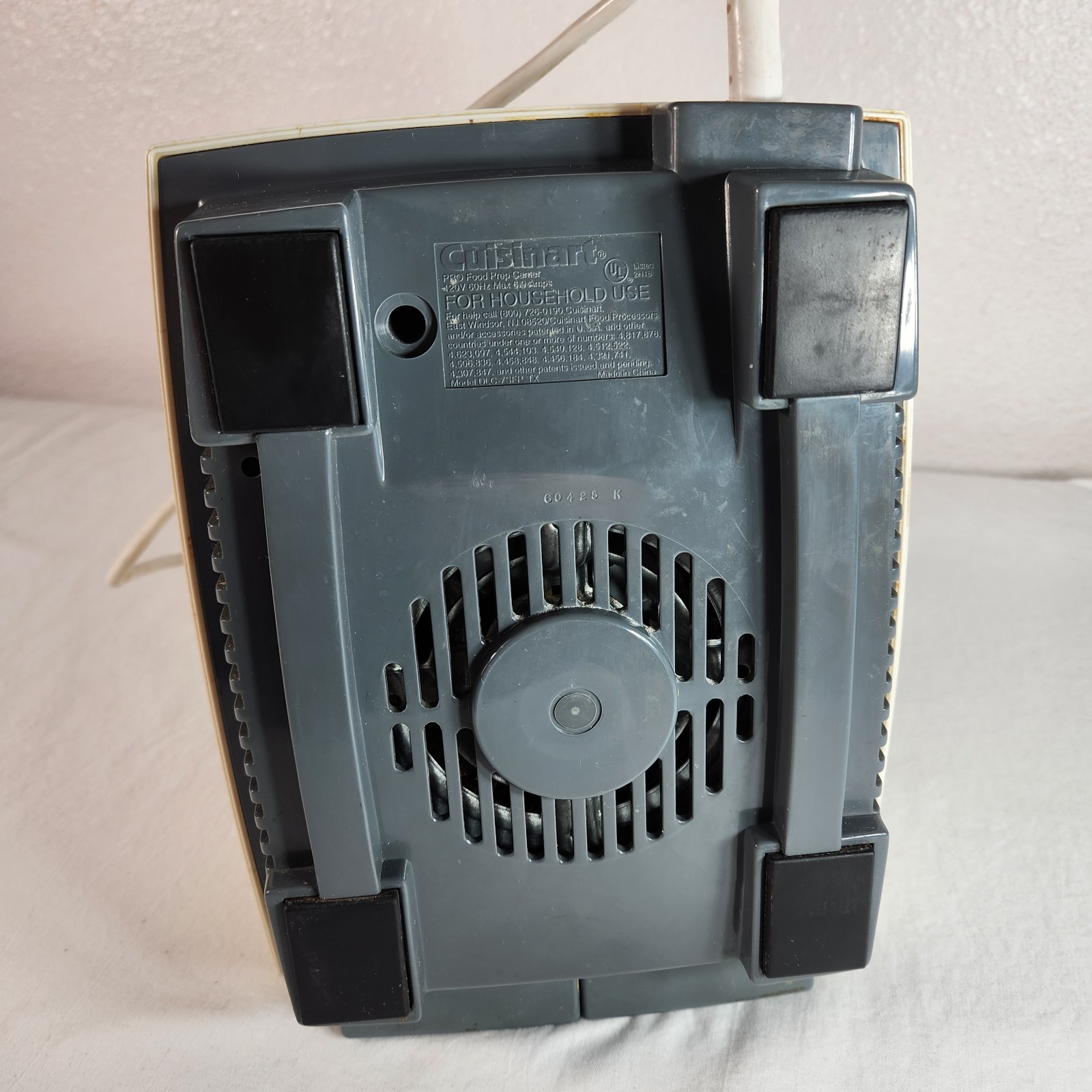 Vintage Cuisinart Pro Food Prep Center DLC-7SFP TX BASE MOTOR UNIT ONLY Tested