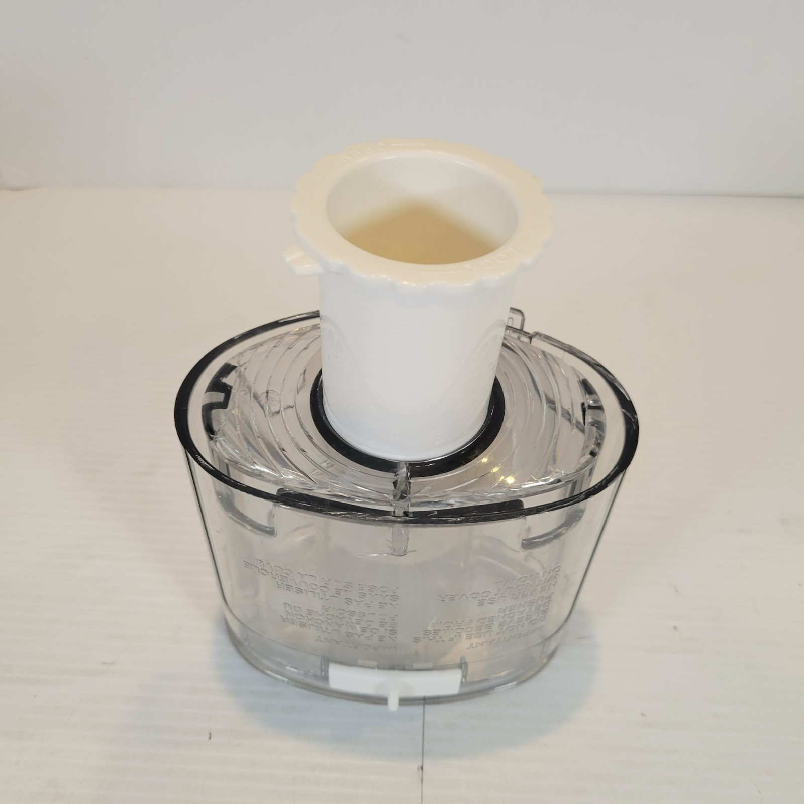 Cuisinart Pro Custom 11 Food Processor DLC-8 Chute DLC-018BGTX w/Pusher