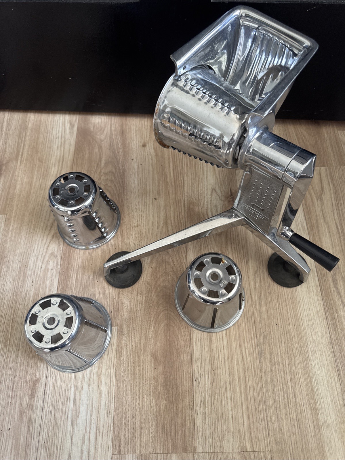 Vintage SALADMASTER Five Star Food Processor Slicer with 4 Cutting Cones, Manual