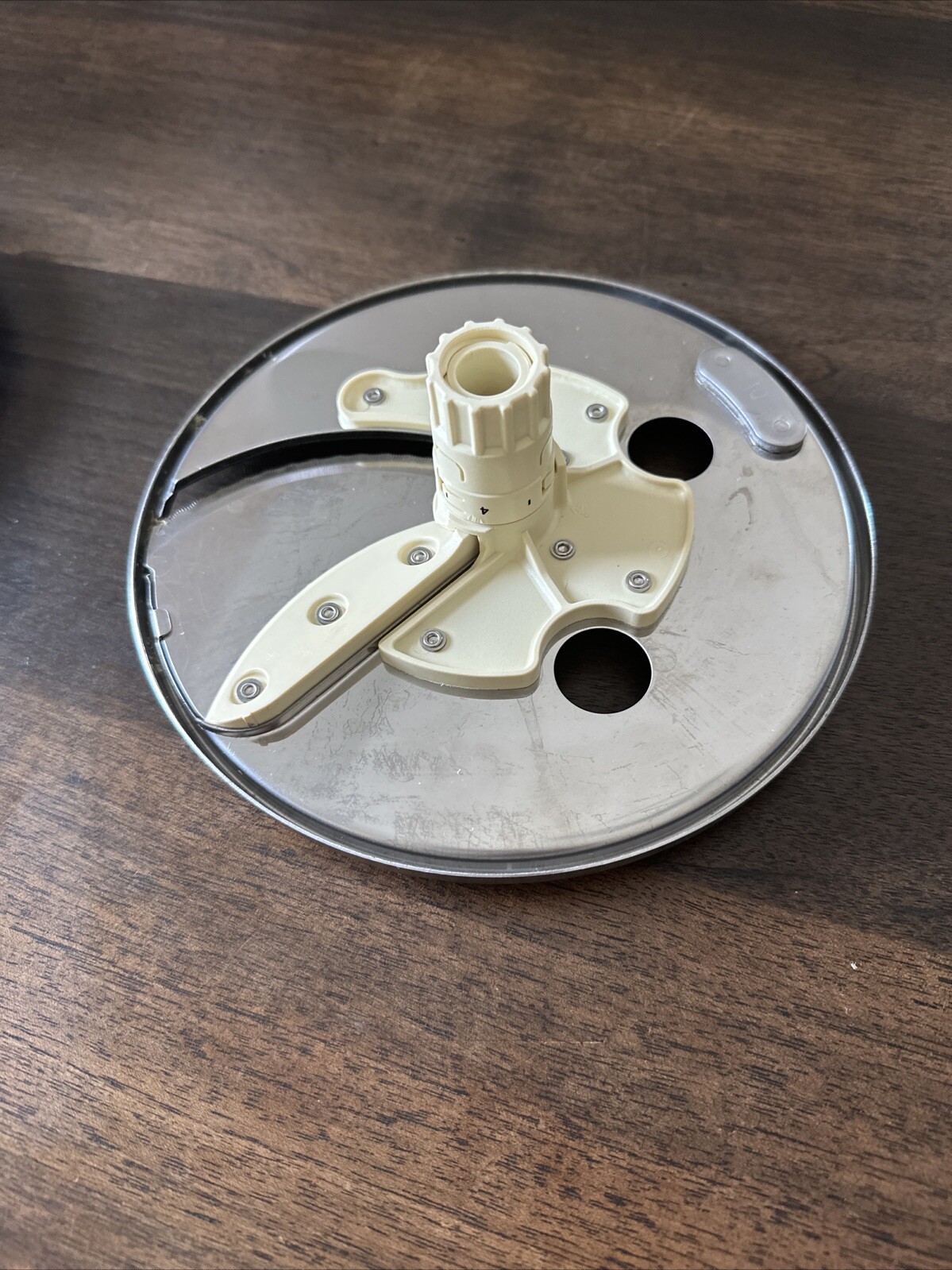 Cuisinart FP-14DC Medium Shred Disc FP-16RSD & Adjustable Slicing Disc FP-16ASD