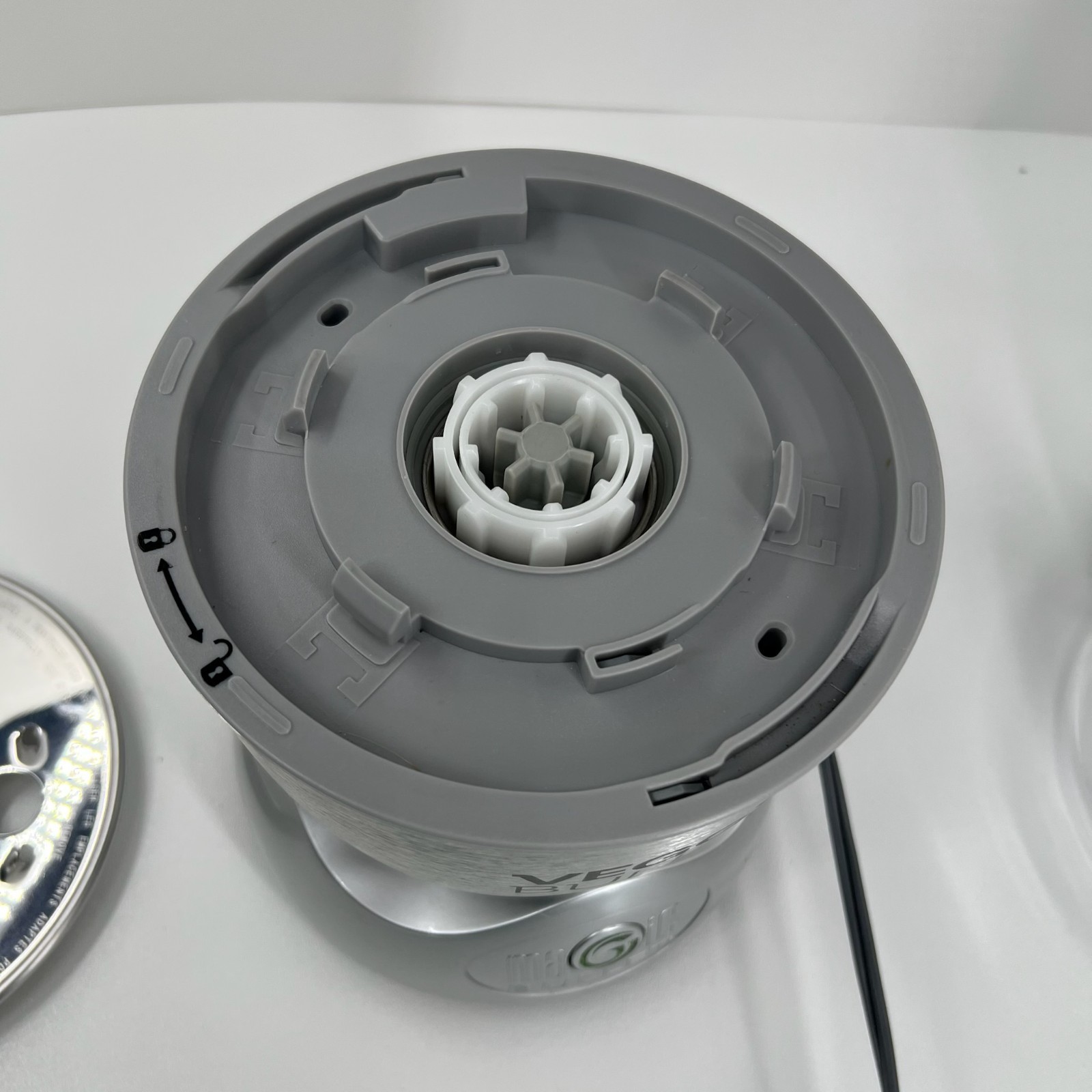 Magic Bullet Veggie Bullet Electric Food Processor Motor and Top Silver Color