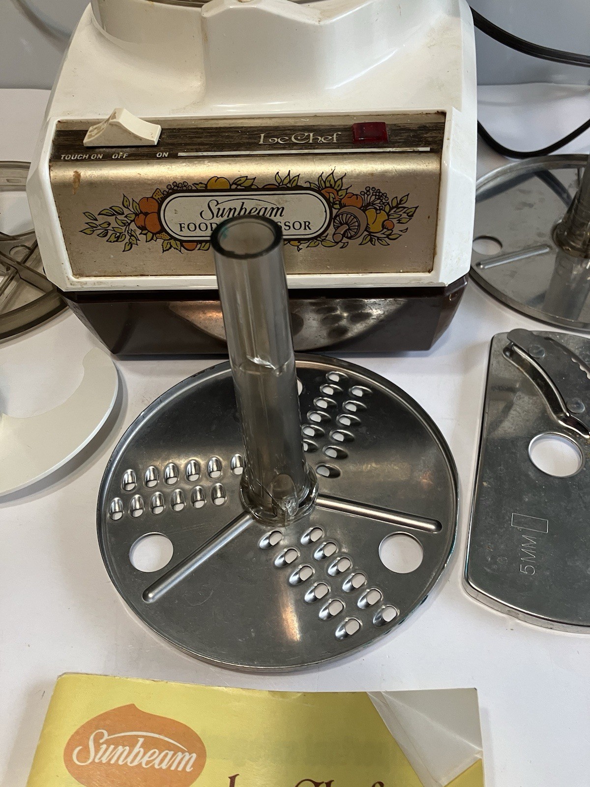 Vintage Sunbeam Le Chef Food Processor Model With Blades Retro READ Description!