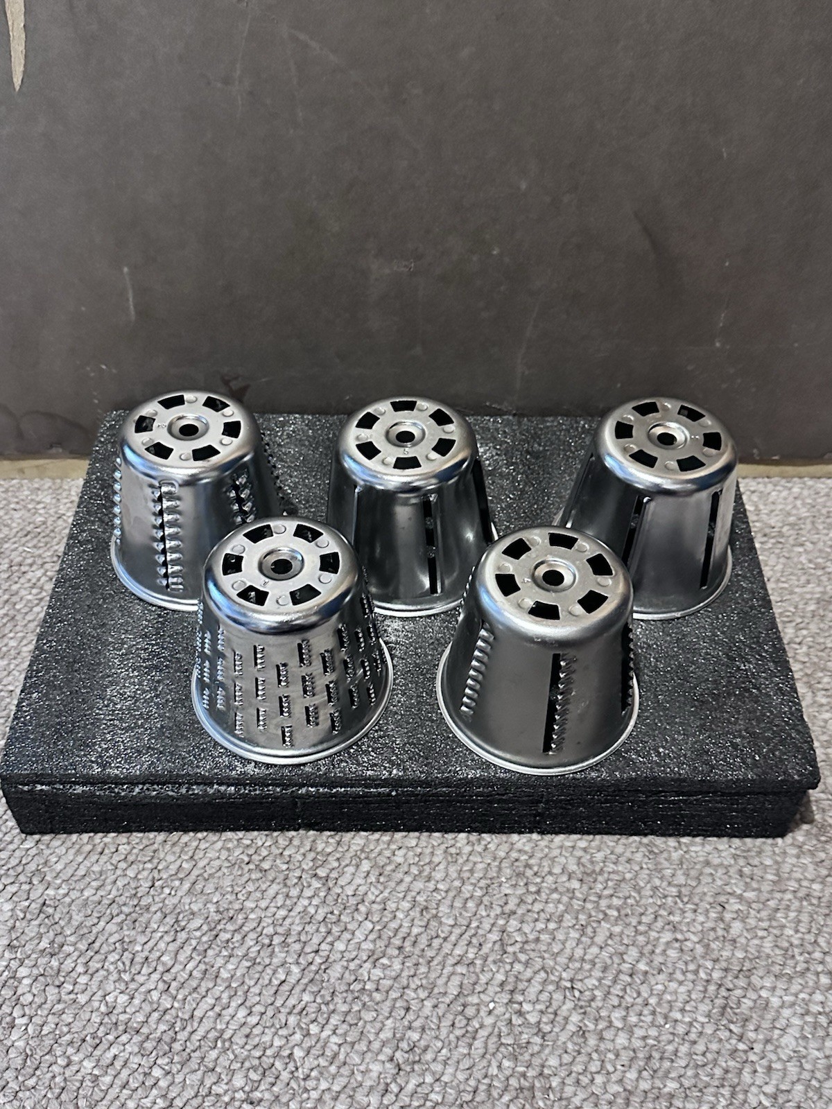 Vintage Salad Maid Manual Food Processor 5 Stainless Steel Cutting Cones Cast